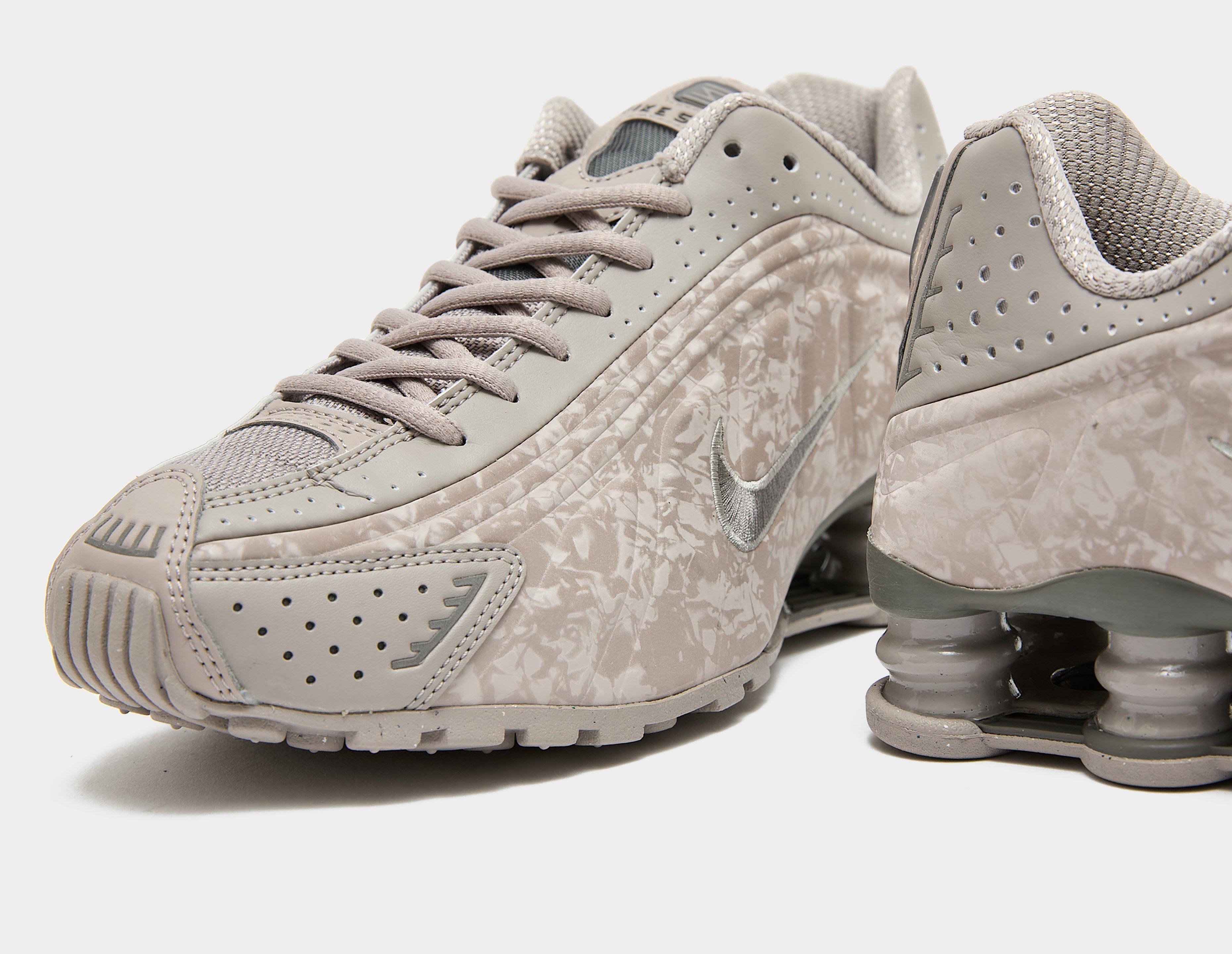 Nike Shox R4 Women's