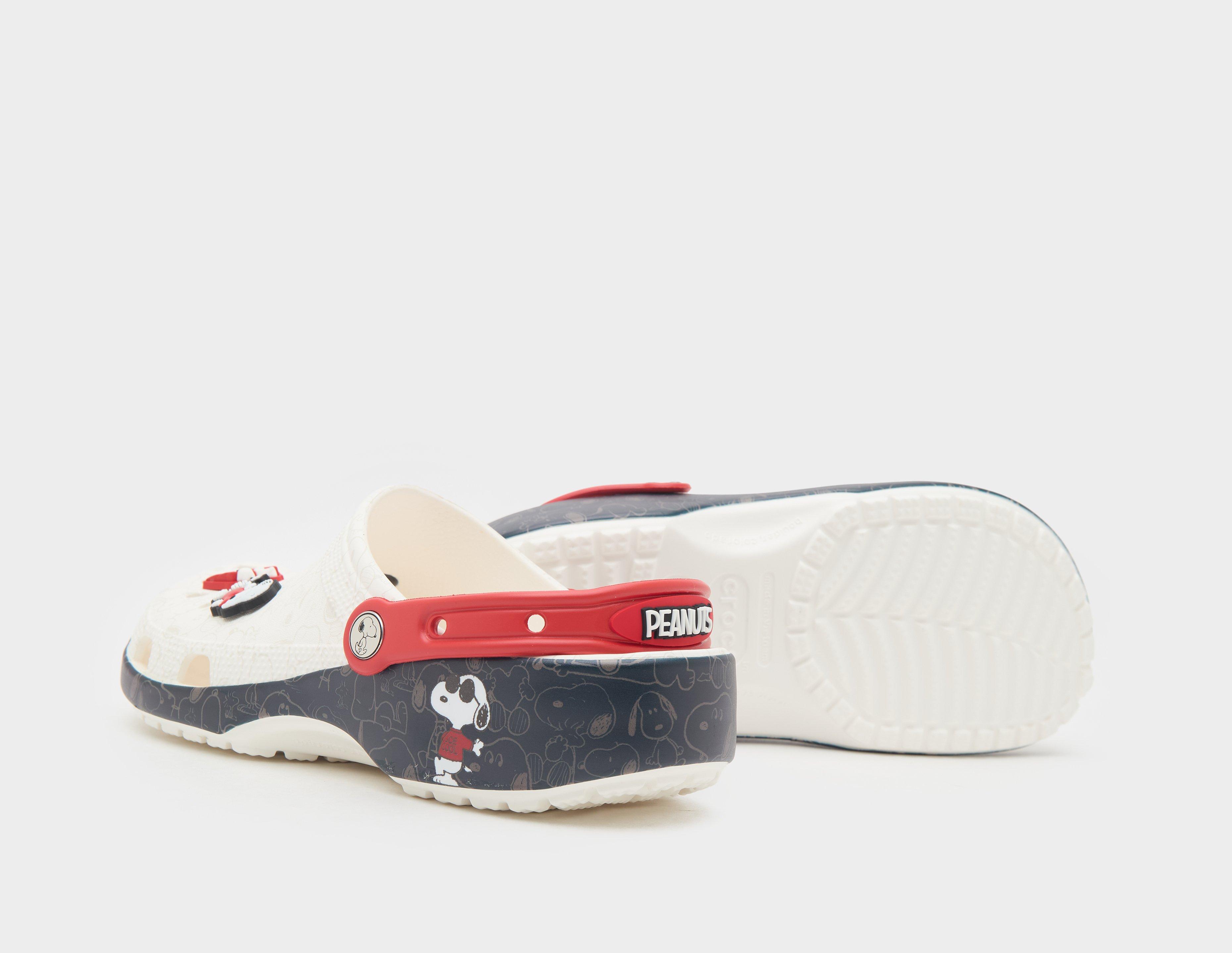 Crocs x Peanuts 'Snoopy' Classic Clog