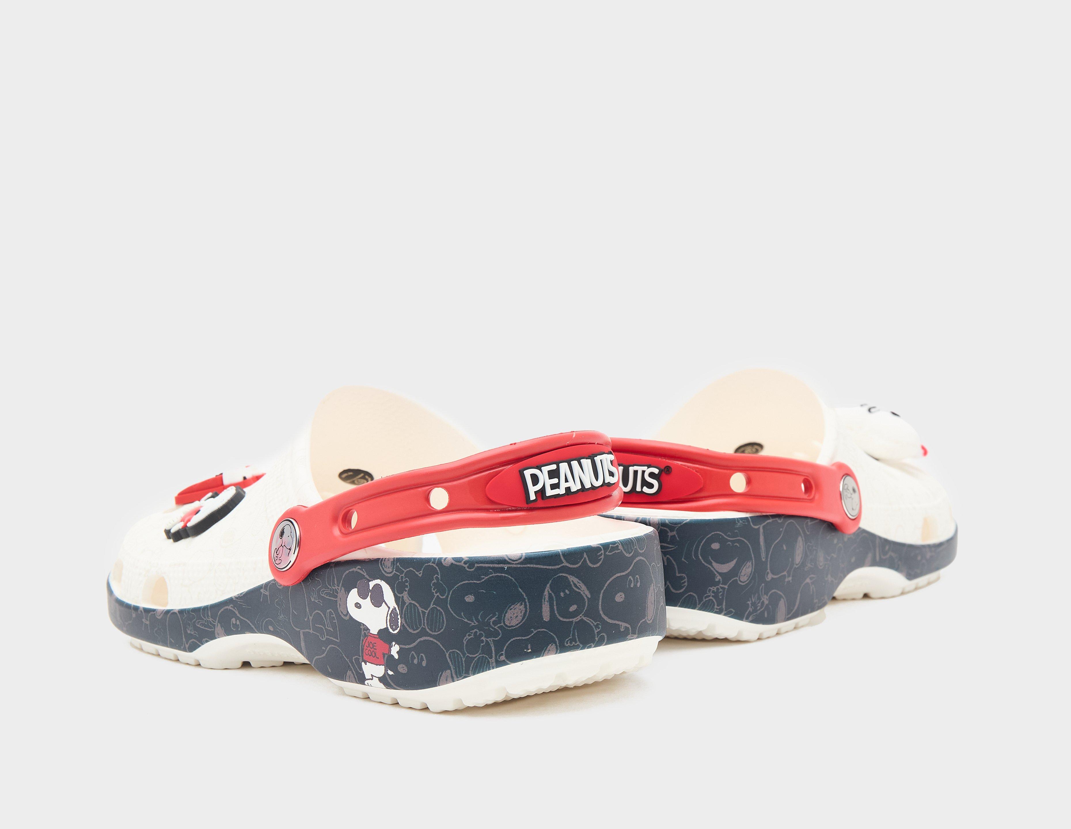 Crocs x Peanuts 'Snoopy' Classic Clog Women's
