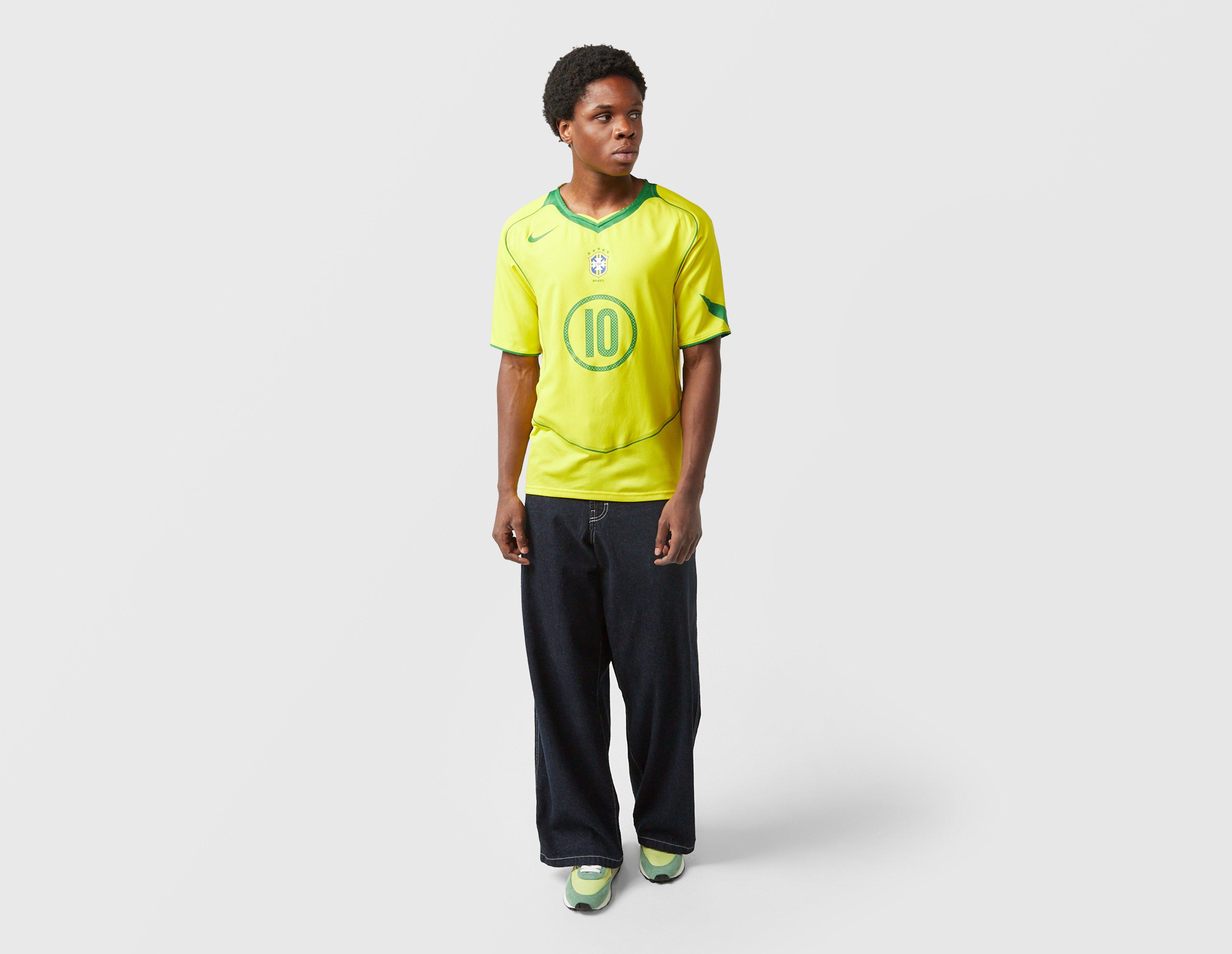 ウェア NIKE Brazil Ronaldinho 2004 TOTAL 90 Buy Ronaldinho Brazil 2004 Total 90 Reissue Men's Nike