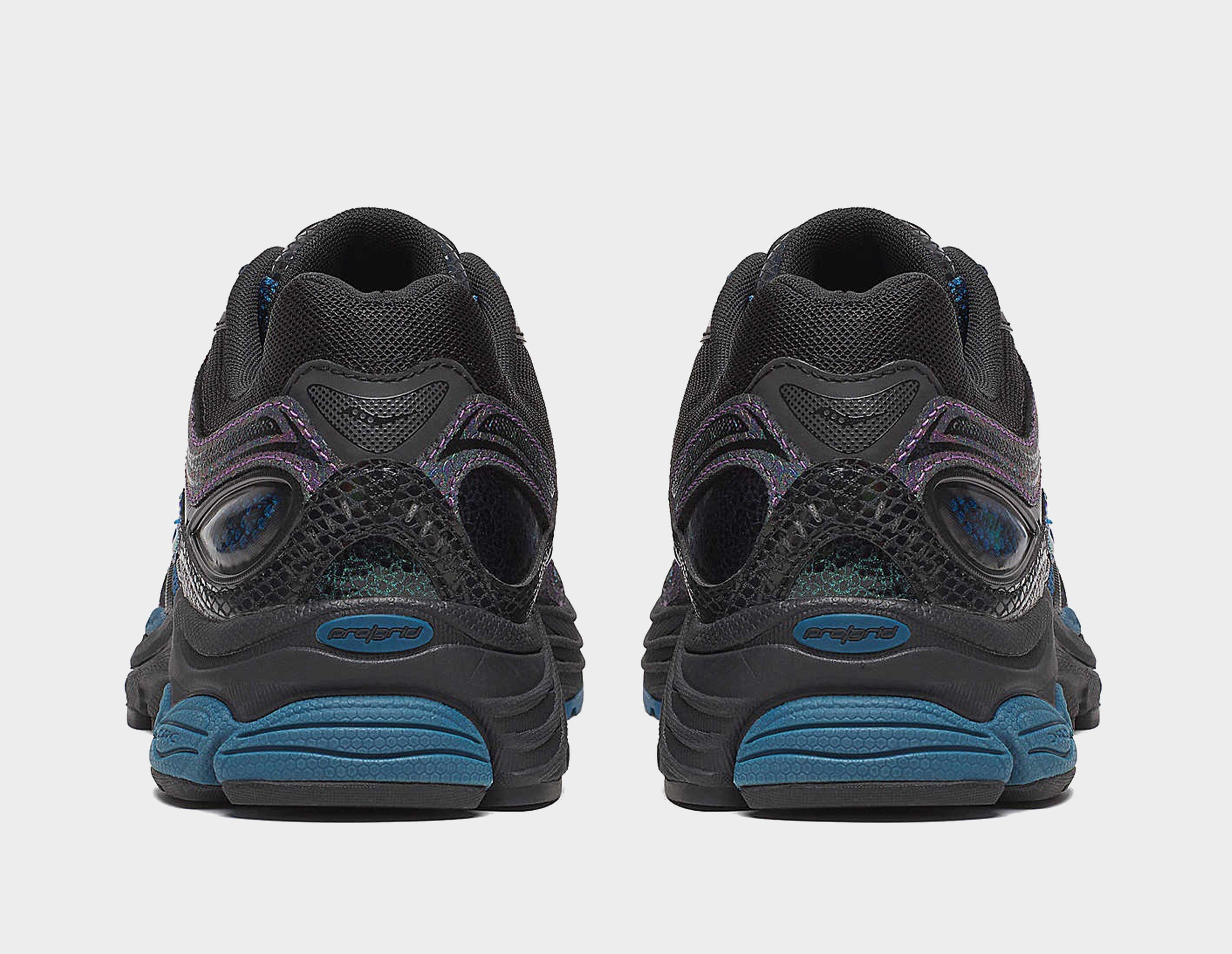 Saucony ProGrid Omni 9