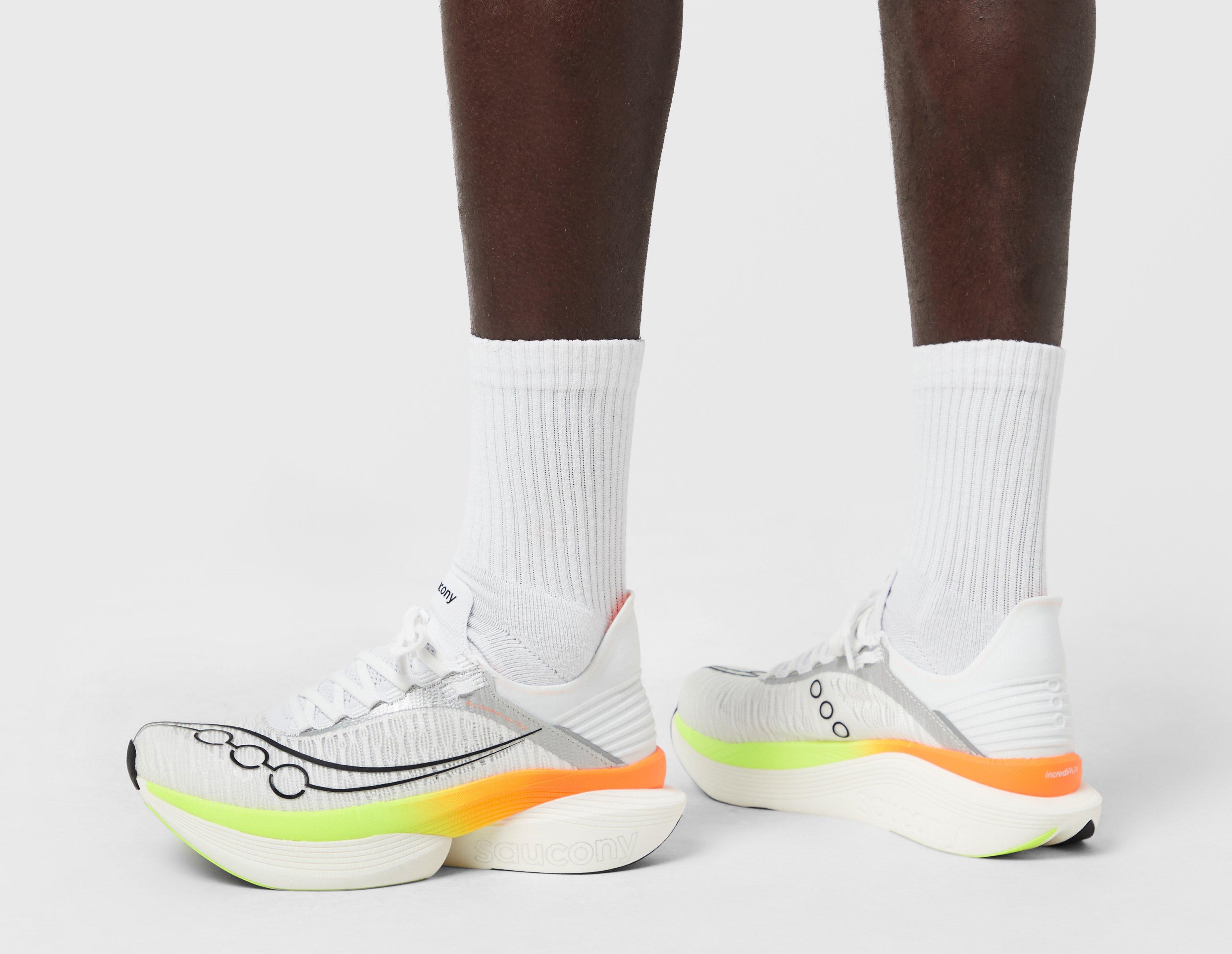 Saucony Endorphin Elite 2