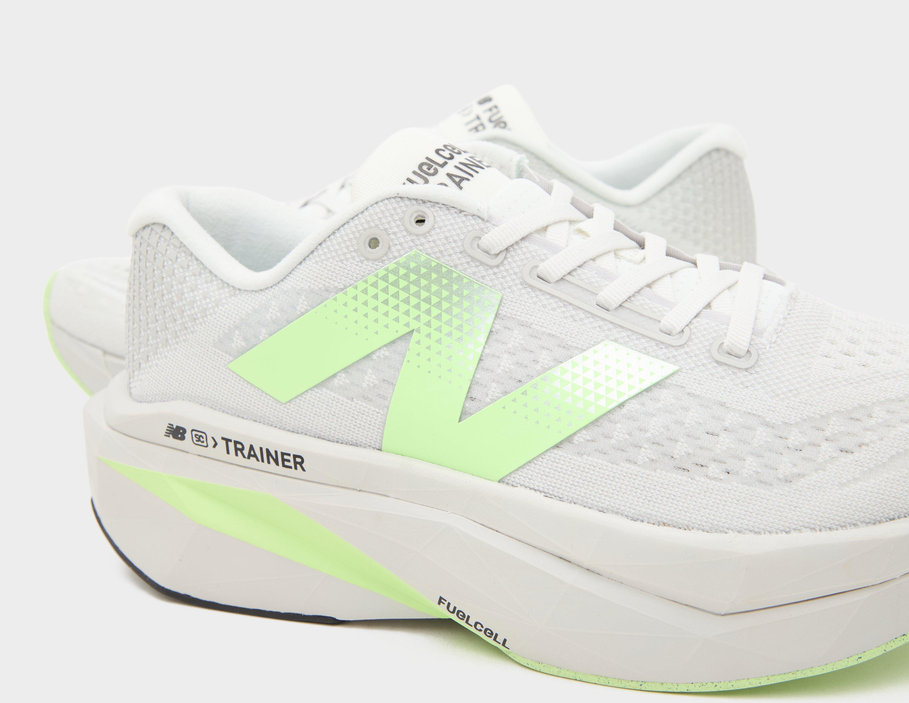 New Balance FuelCell SuperComp Trainer v3
