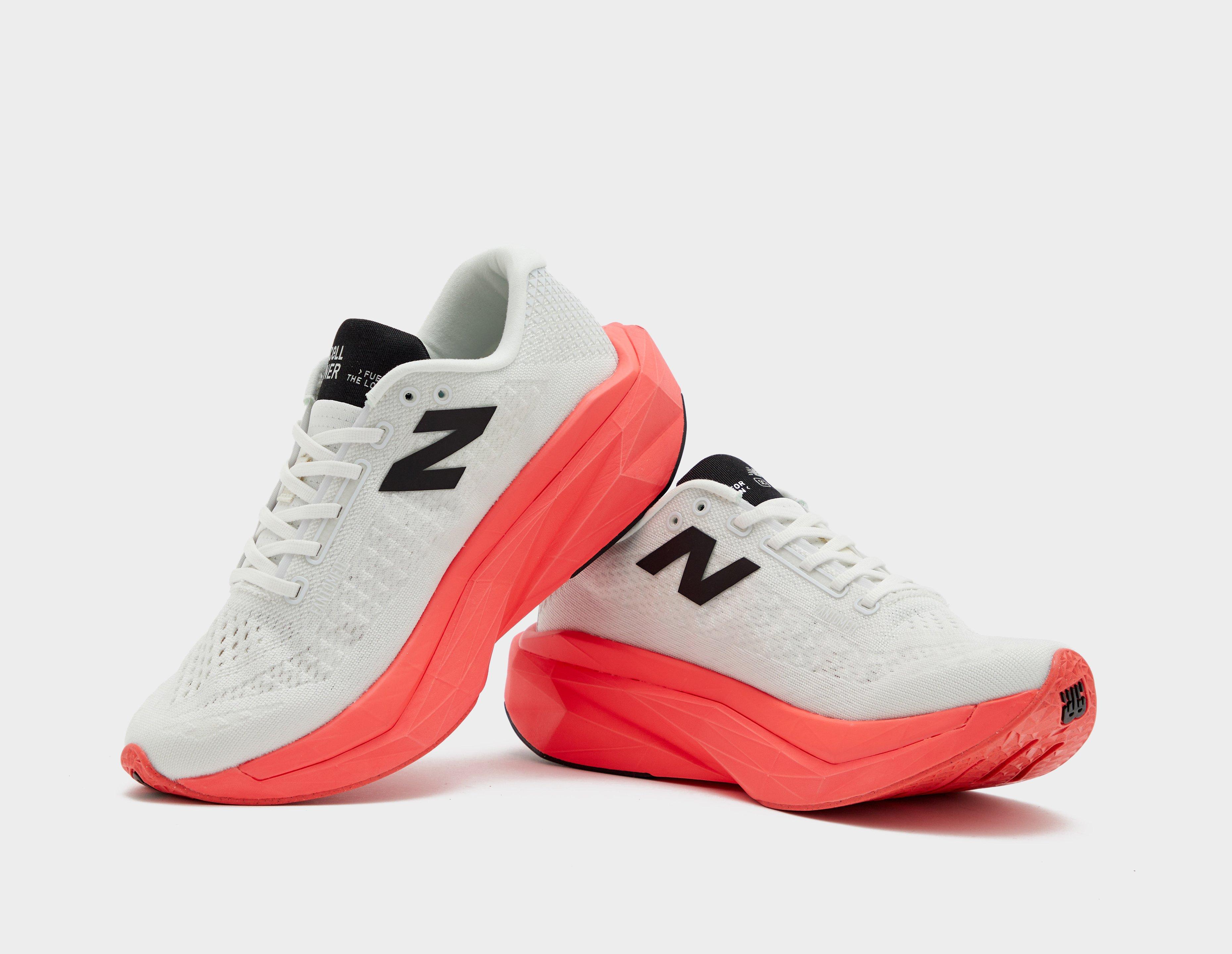 New Balance FuelCell SuperComp Trainer v3