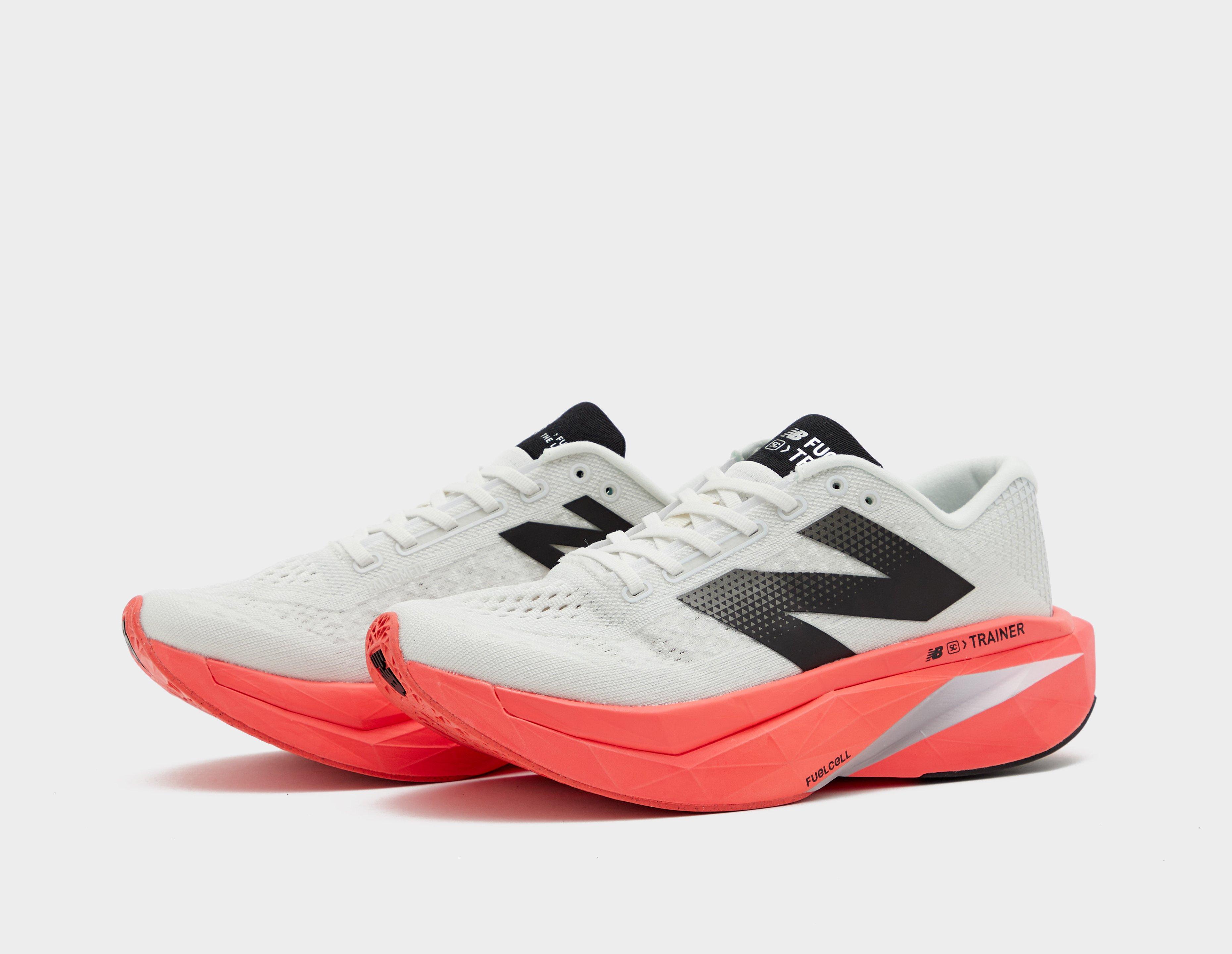New Balance FuelCell SuperComp Trainer v3