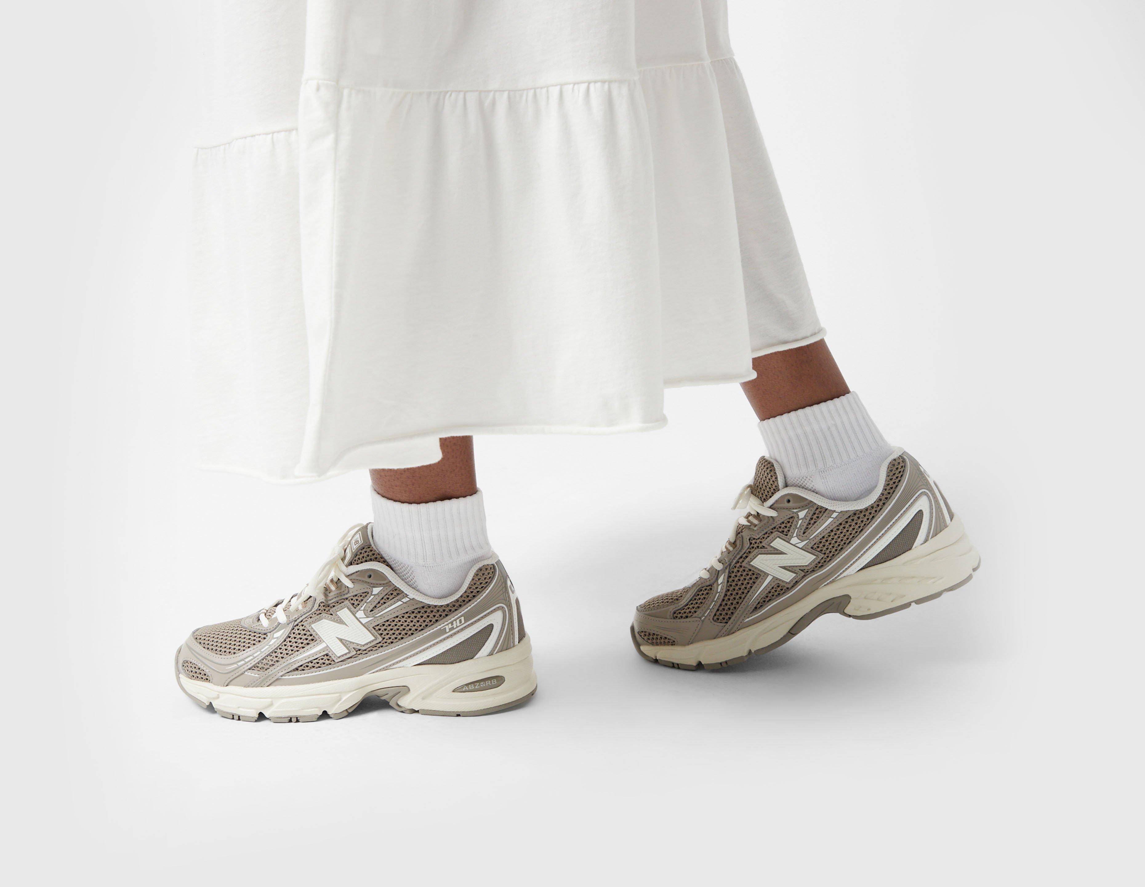 New Balance 740 Women's