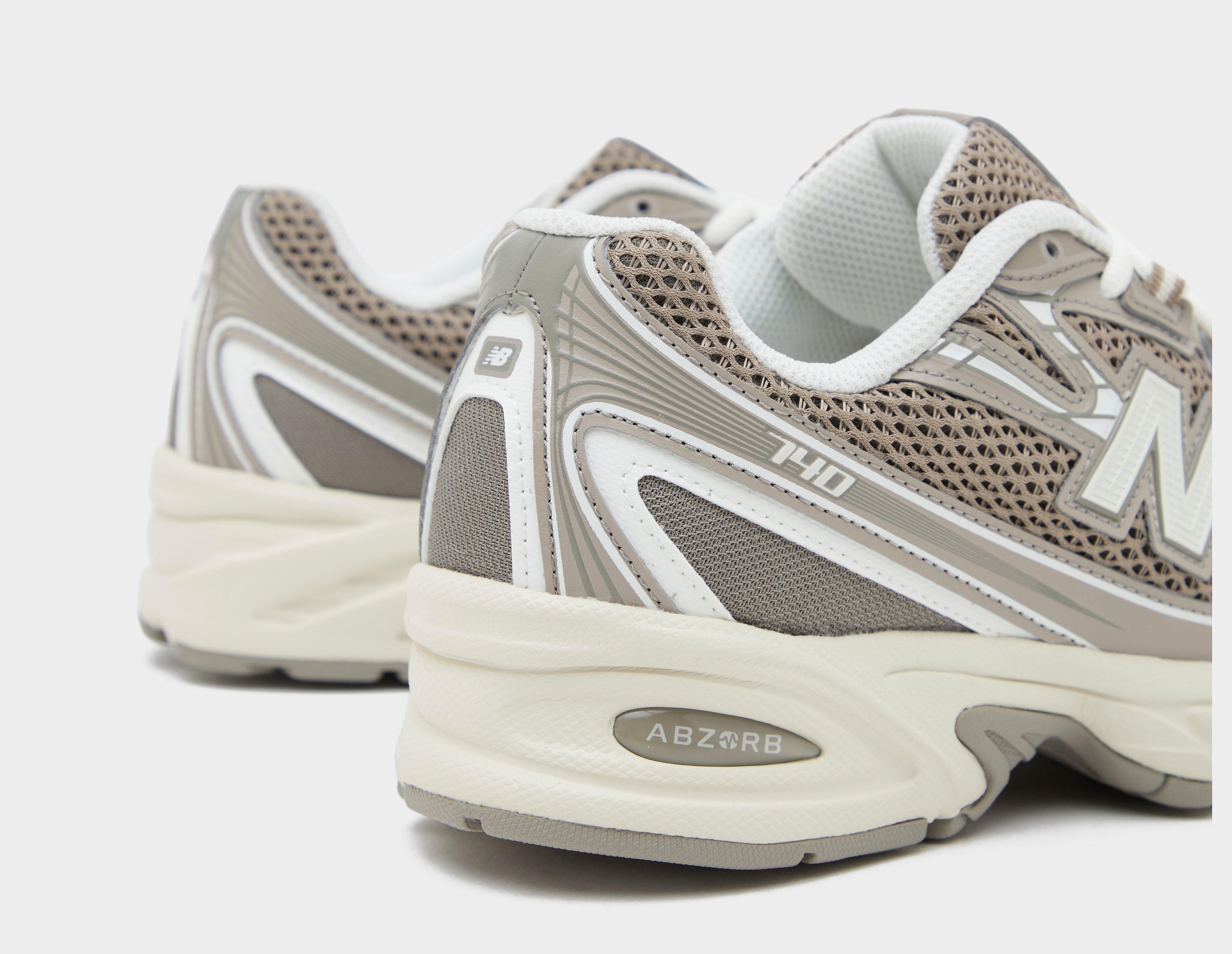 New Balance 740 Women's