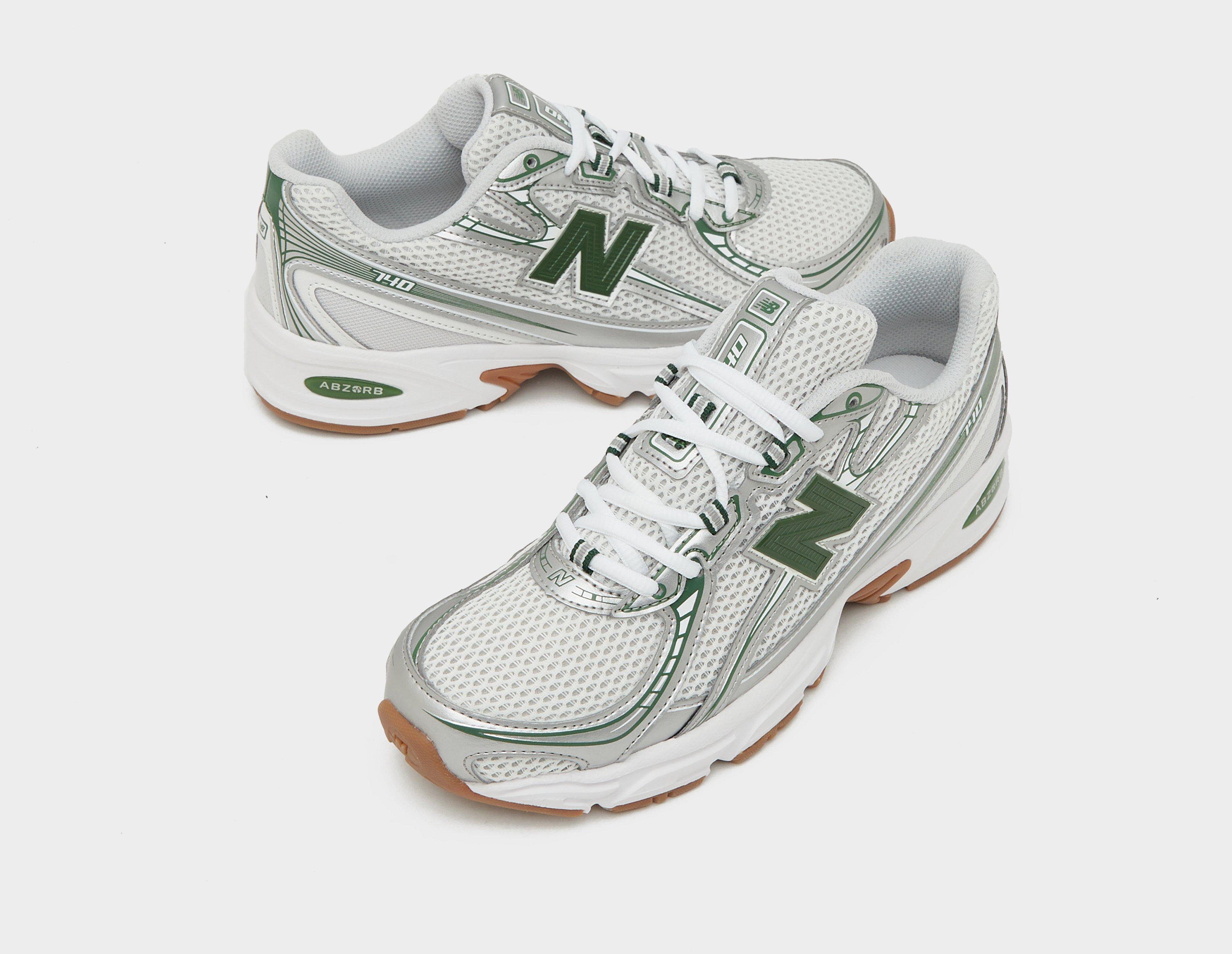 New Balance 740 Women's