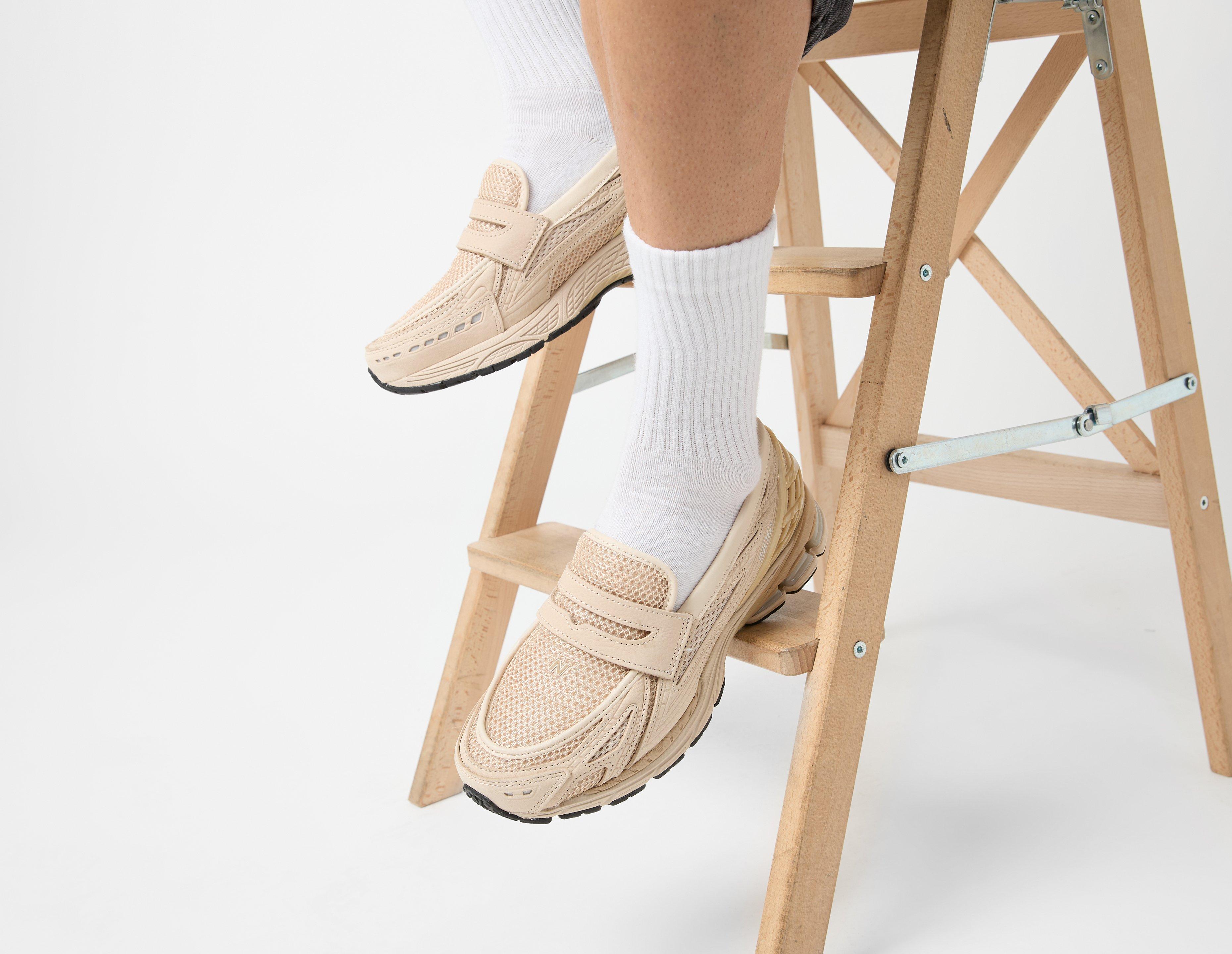 New Balance 1906L Loafer