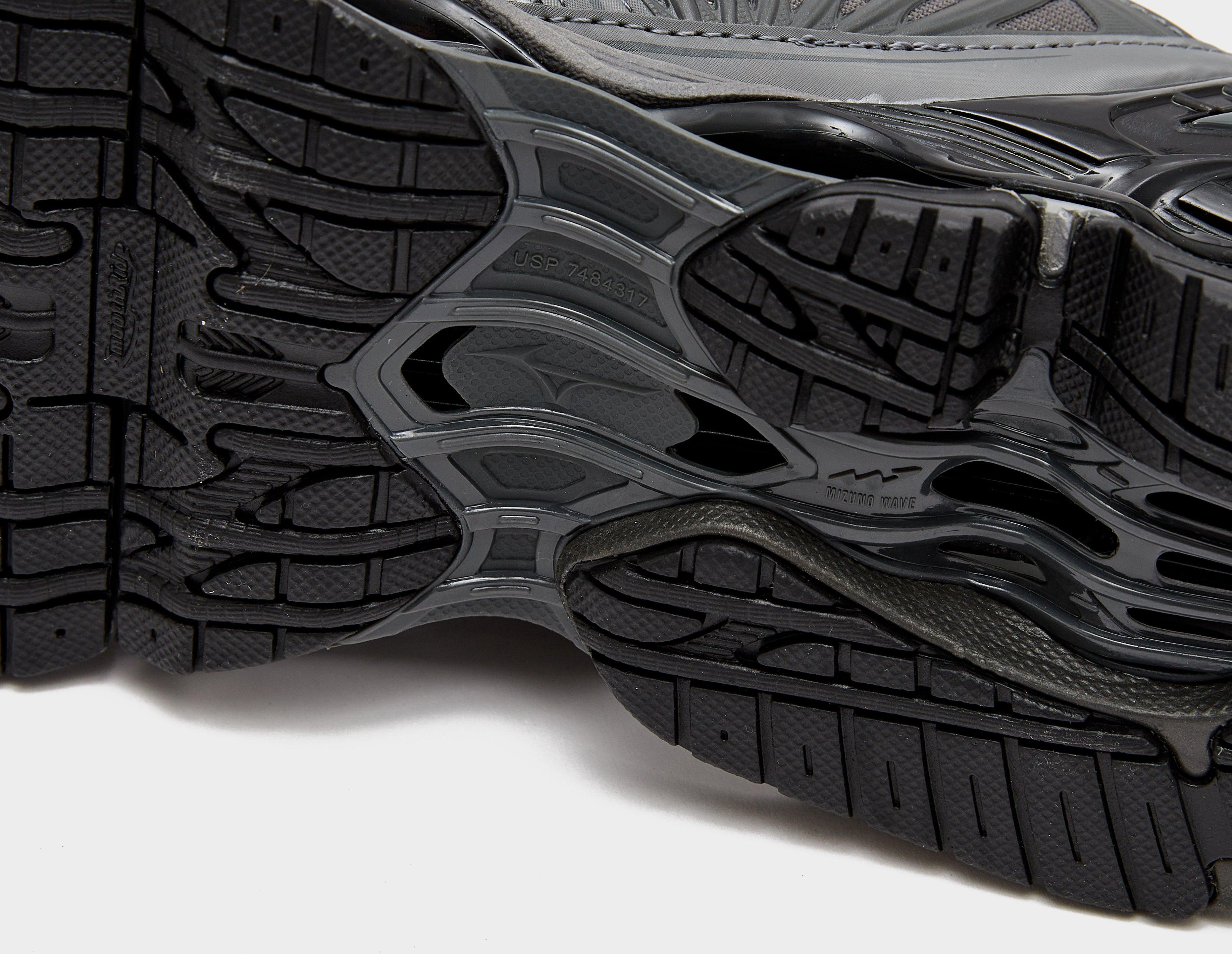 Mizuno Wave Prophecy LS