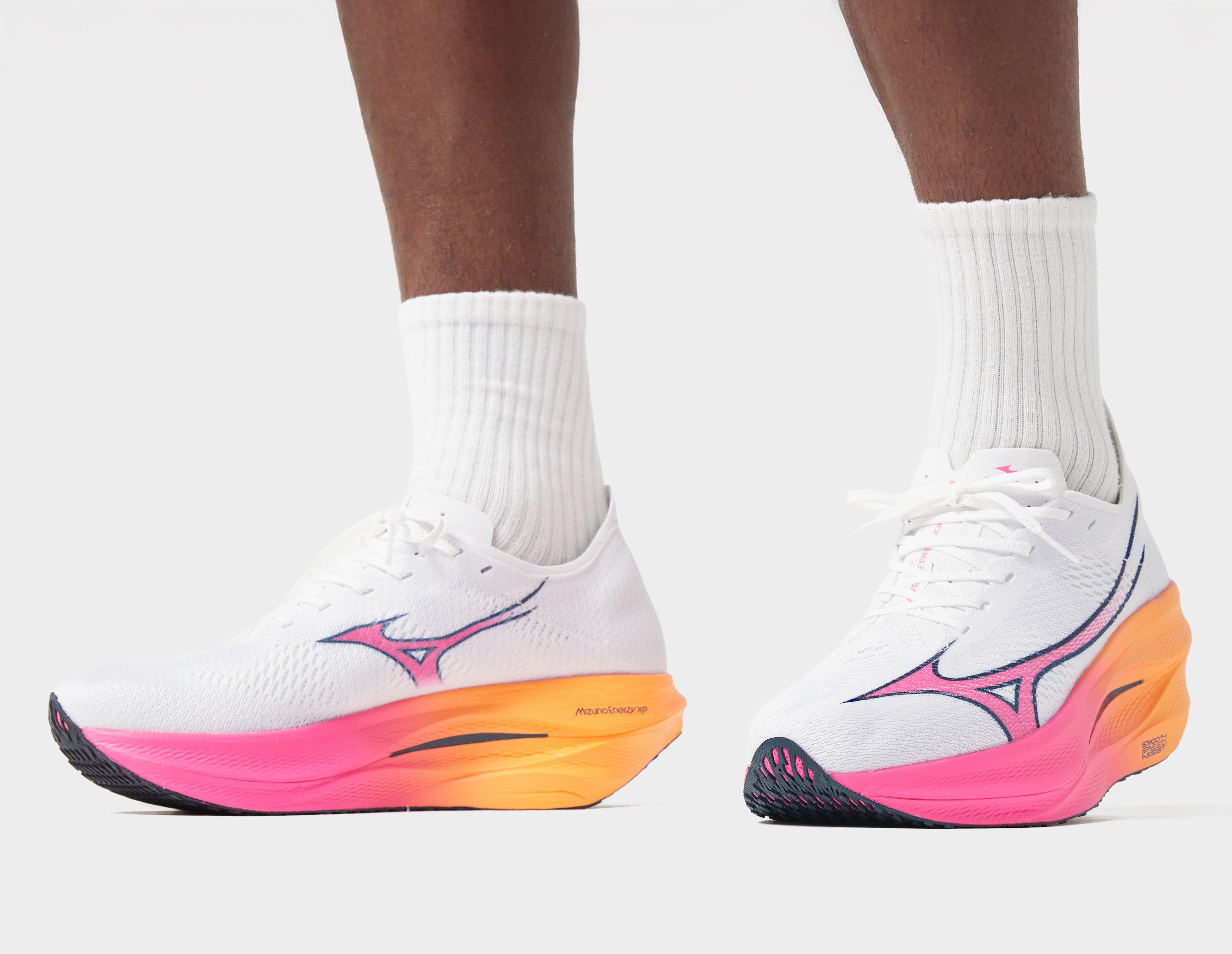 Mizuno Wave Rebellion Pro 3