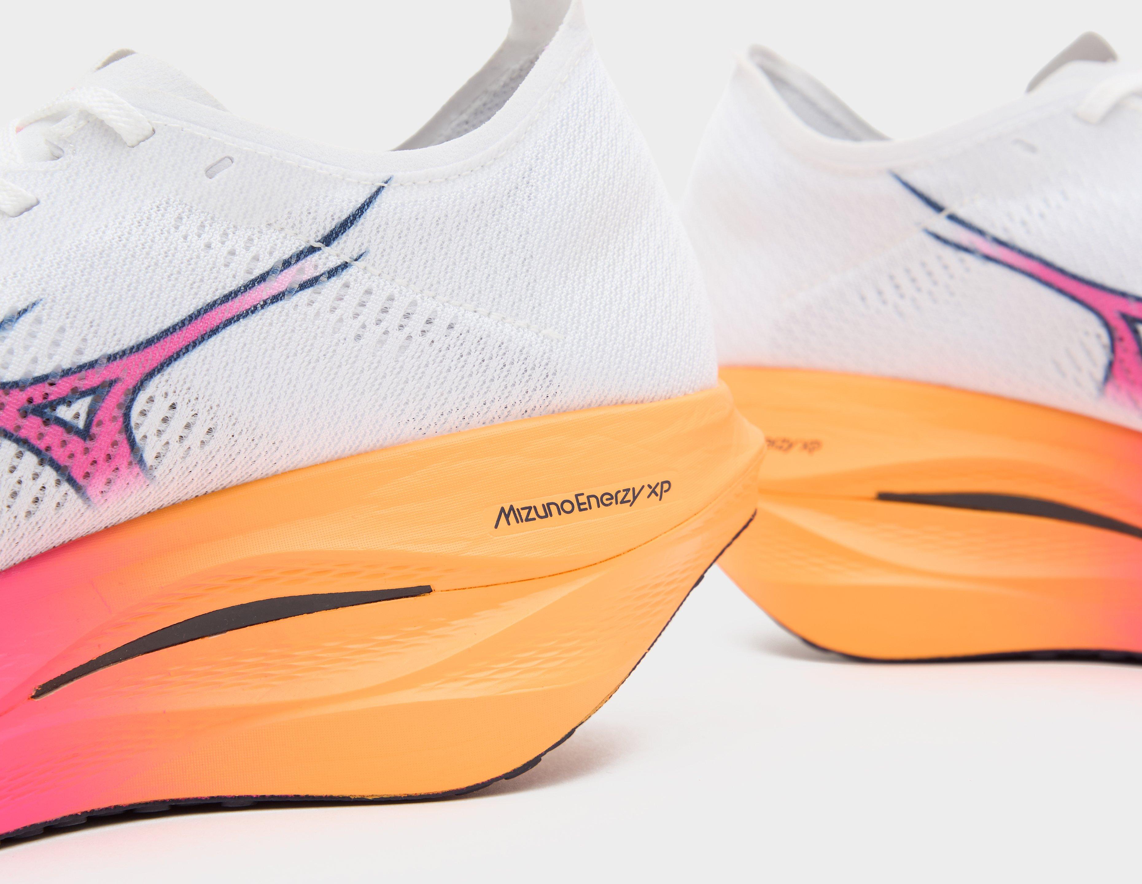 Mizuno Wave Rebellion Pro 3