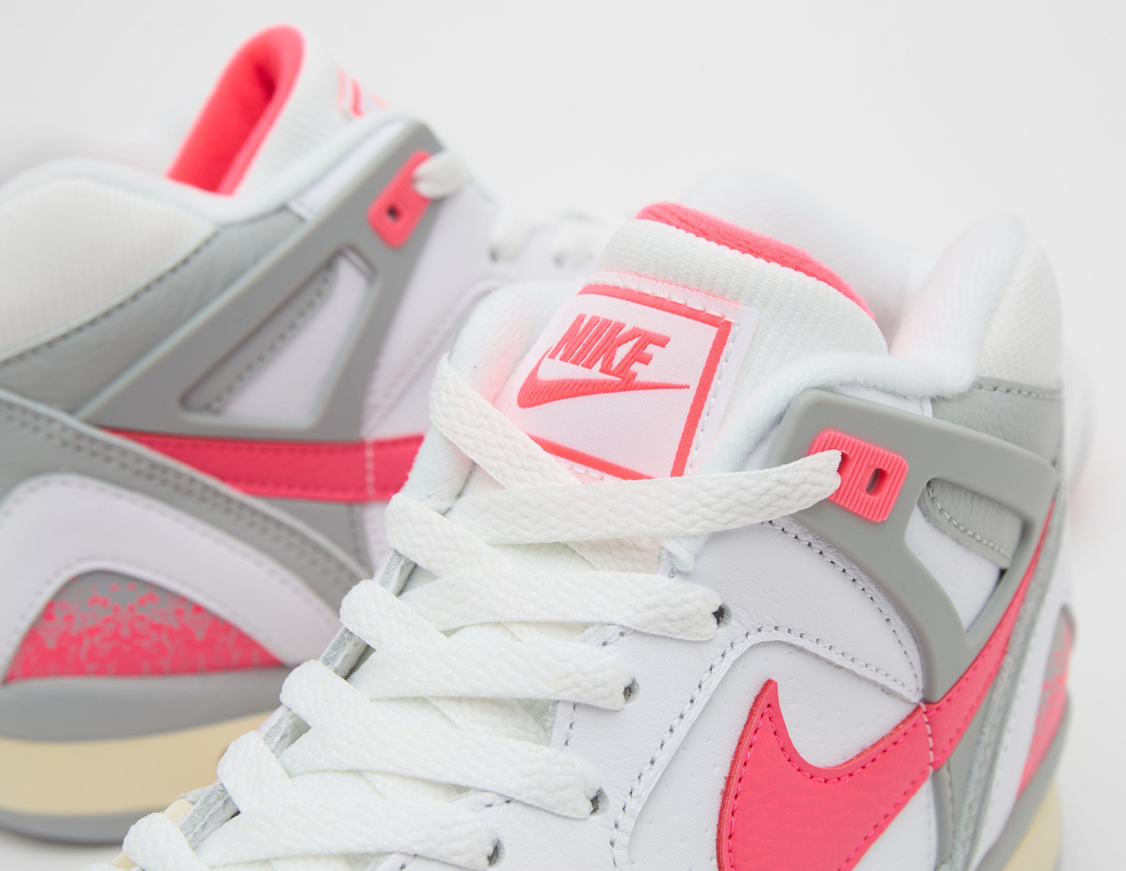 Nike Air Tech Challenge 2