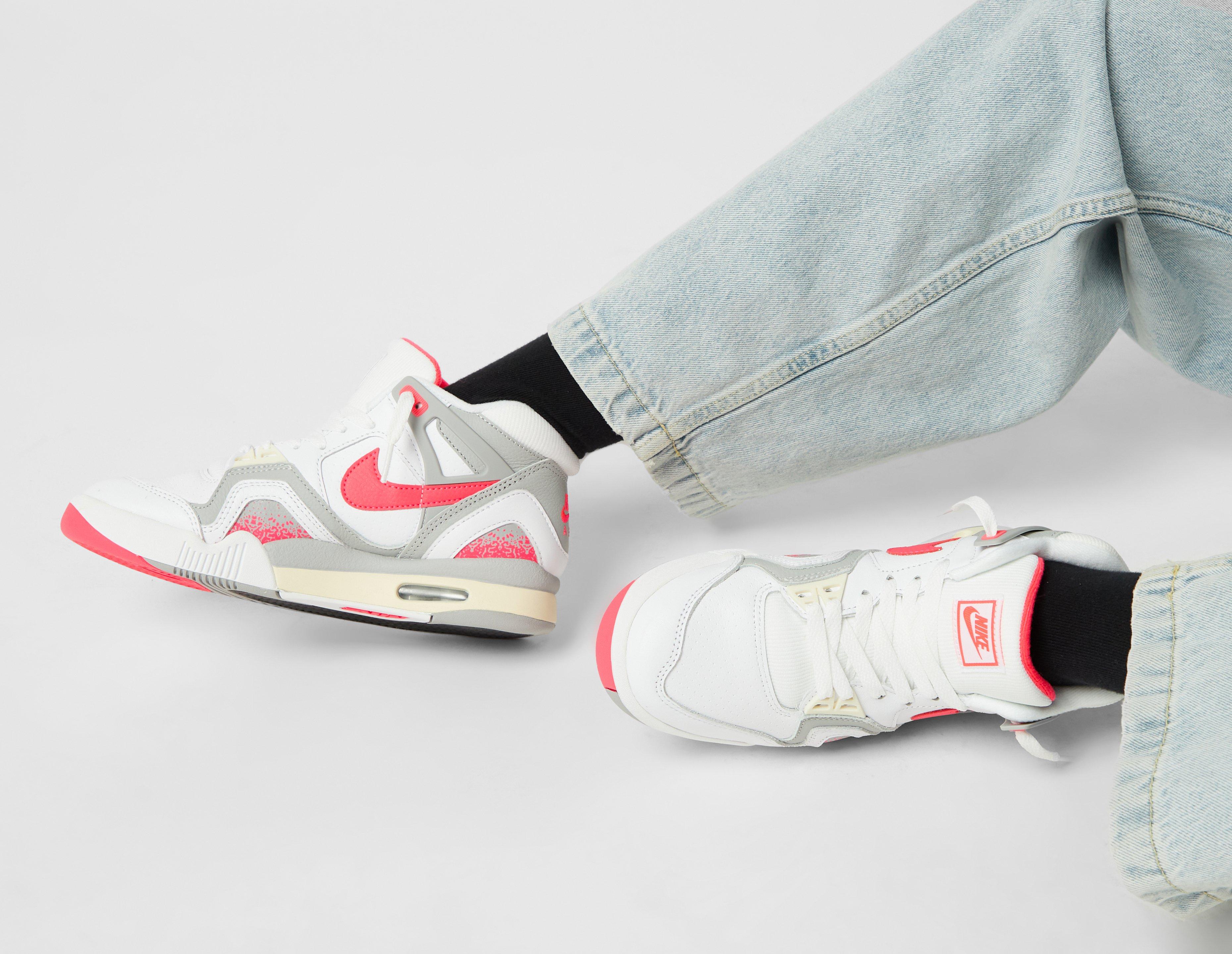 Nike Air Tech Challenge 2 Women's