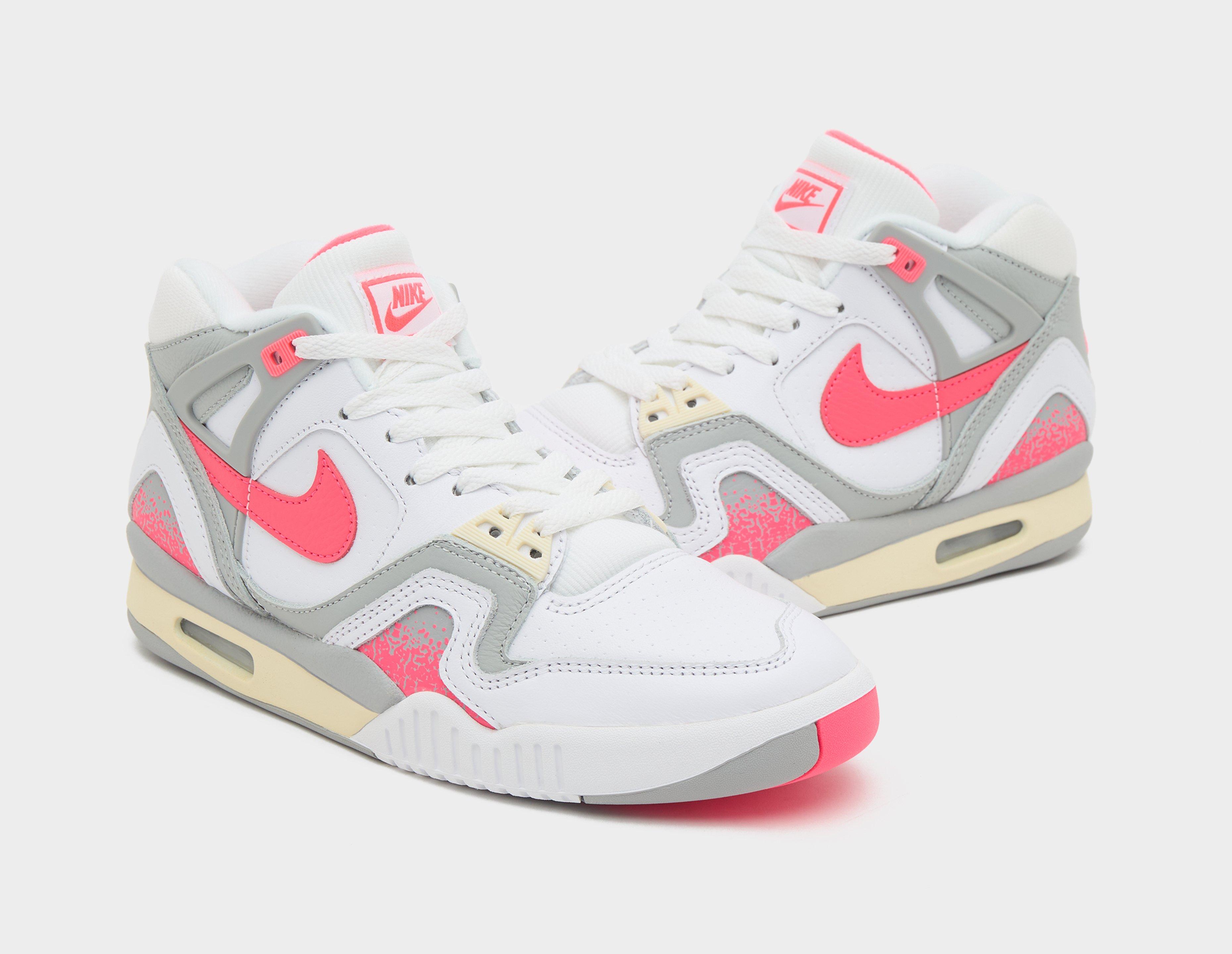 Nike Air Tech Challenge 2 Women's