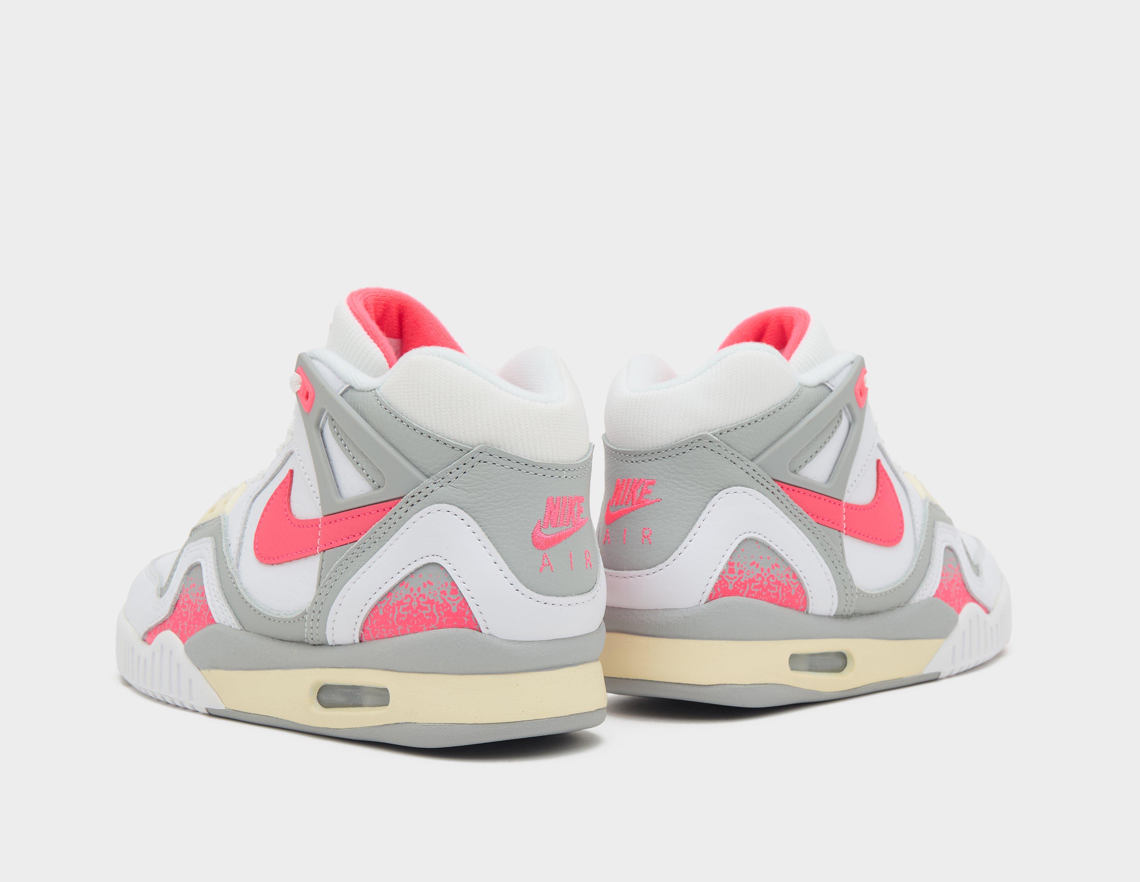 Nike Air Tech Challenge 2 Women's