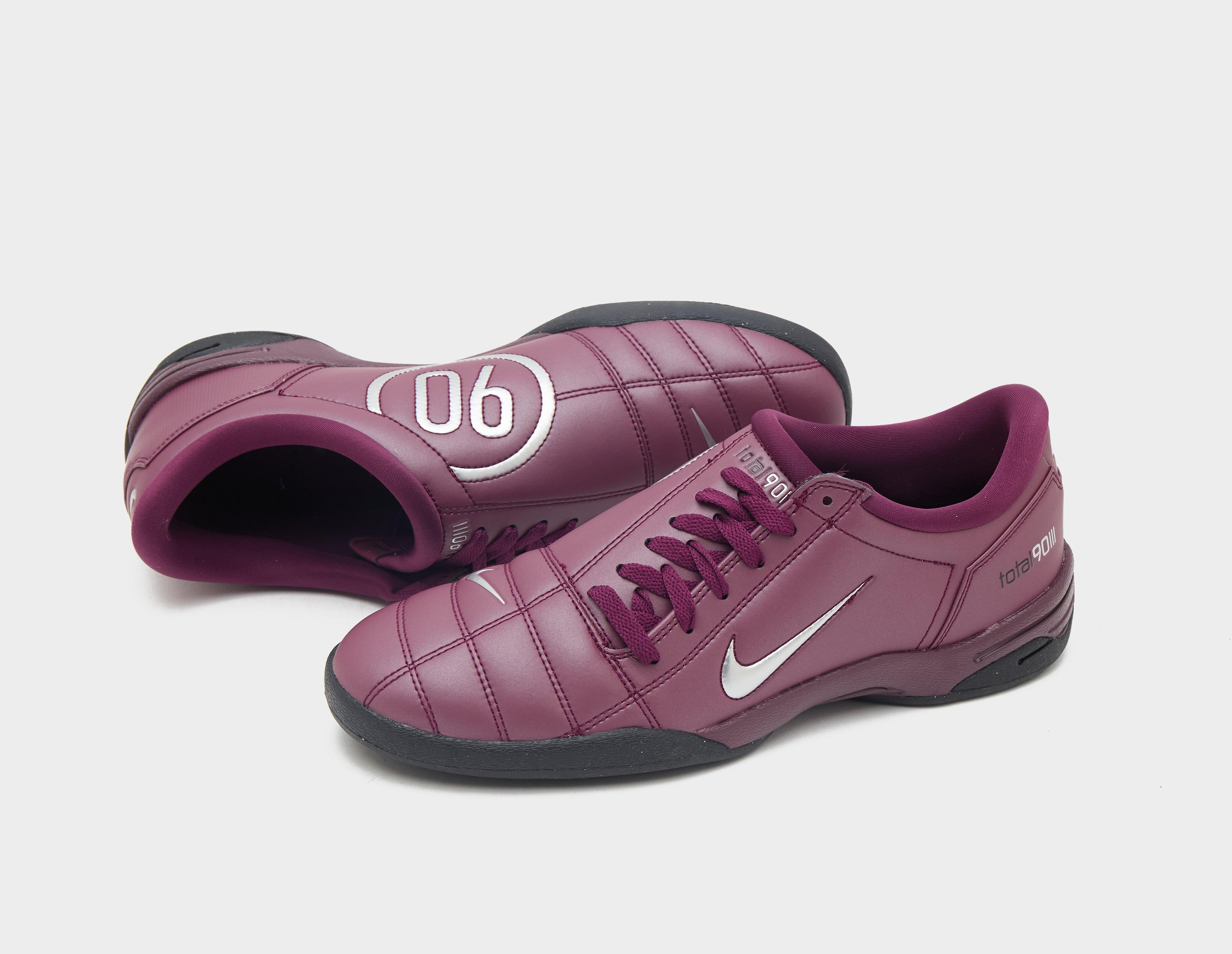 Nike Total 90