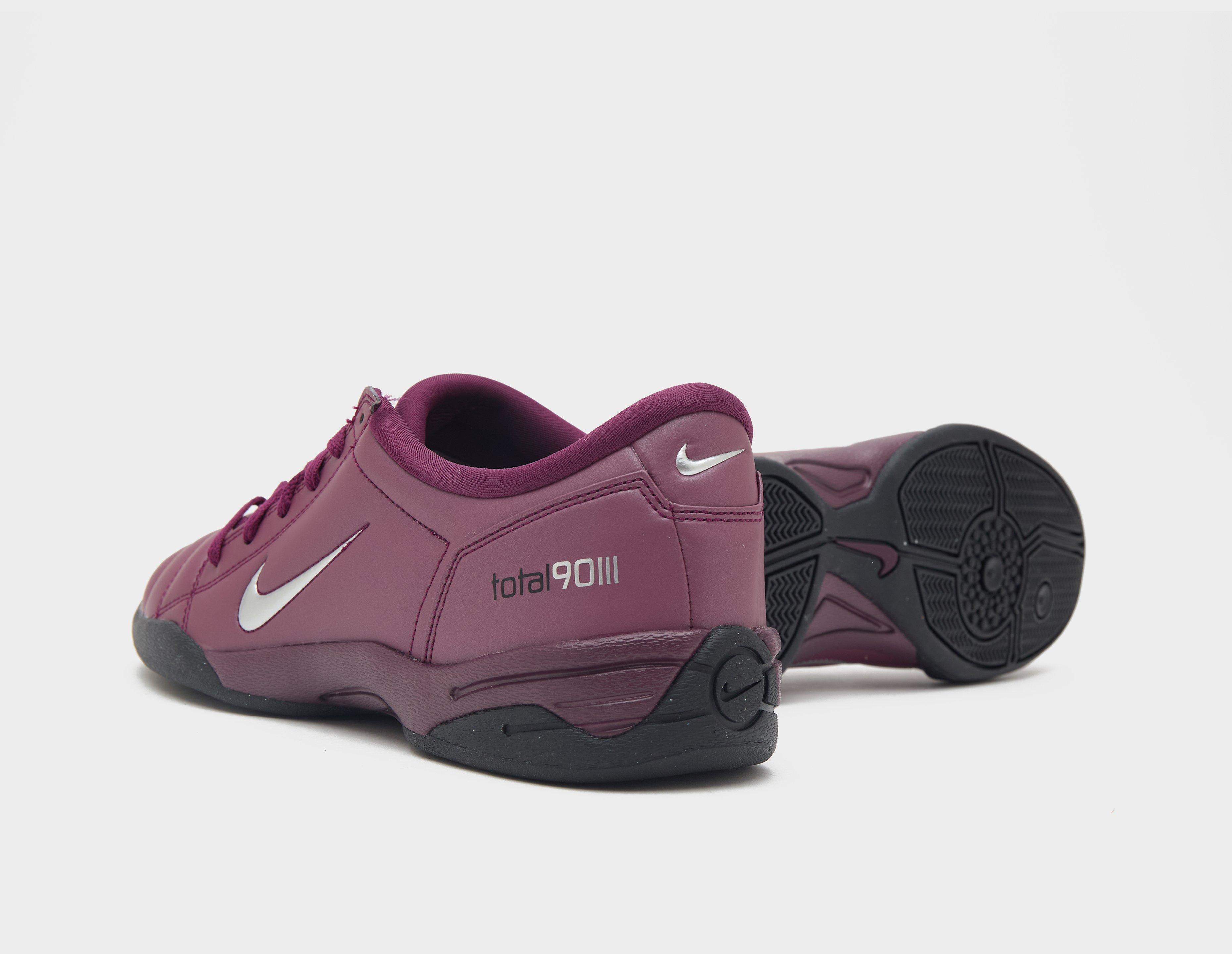 Nike Total 90
