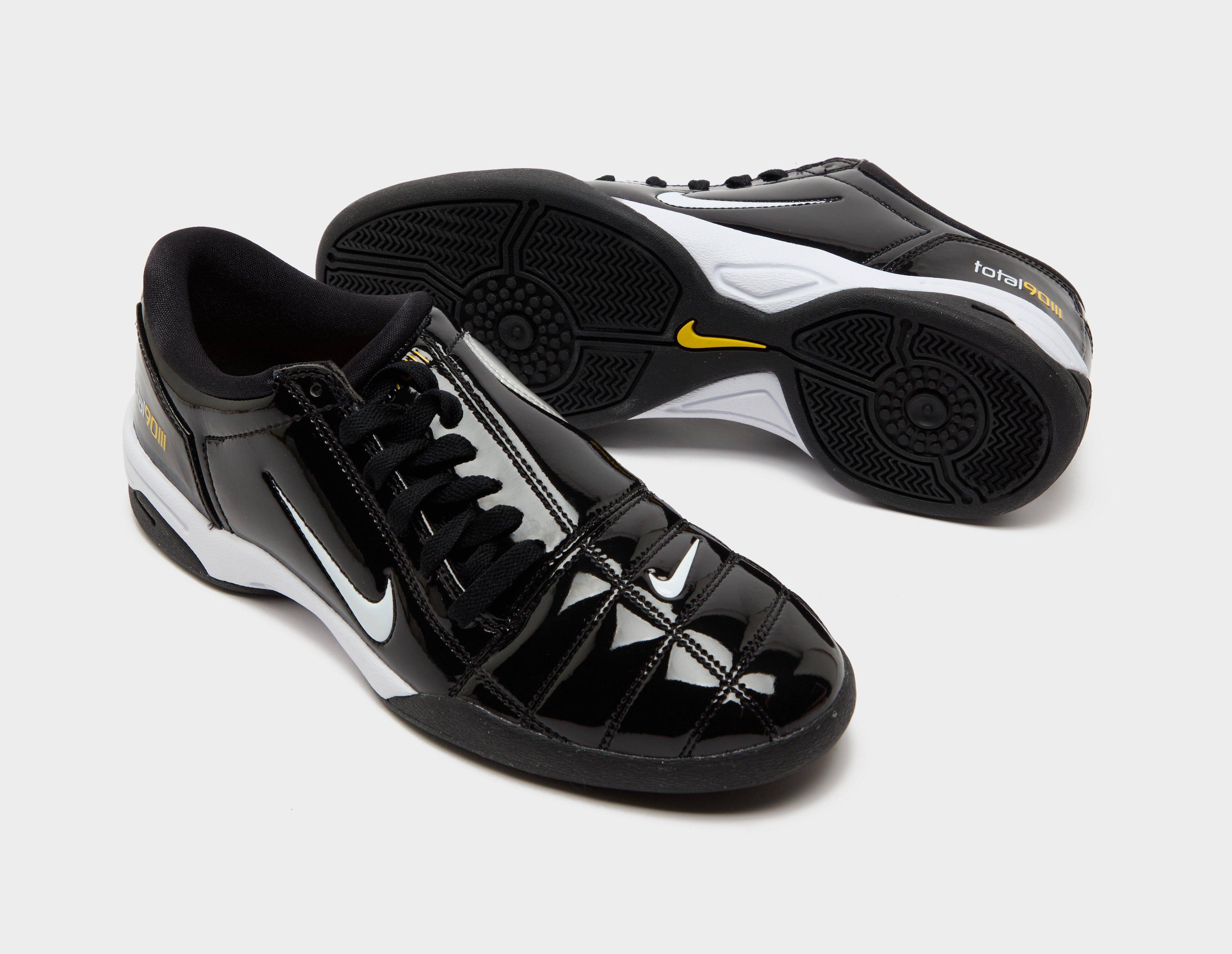 Nike Total 90 Women's