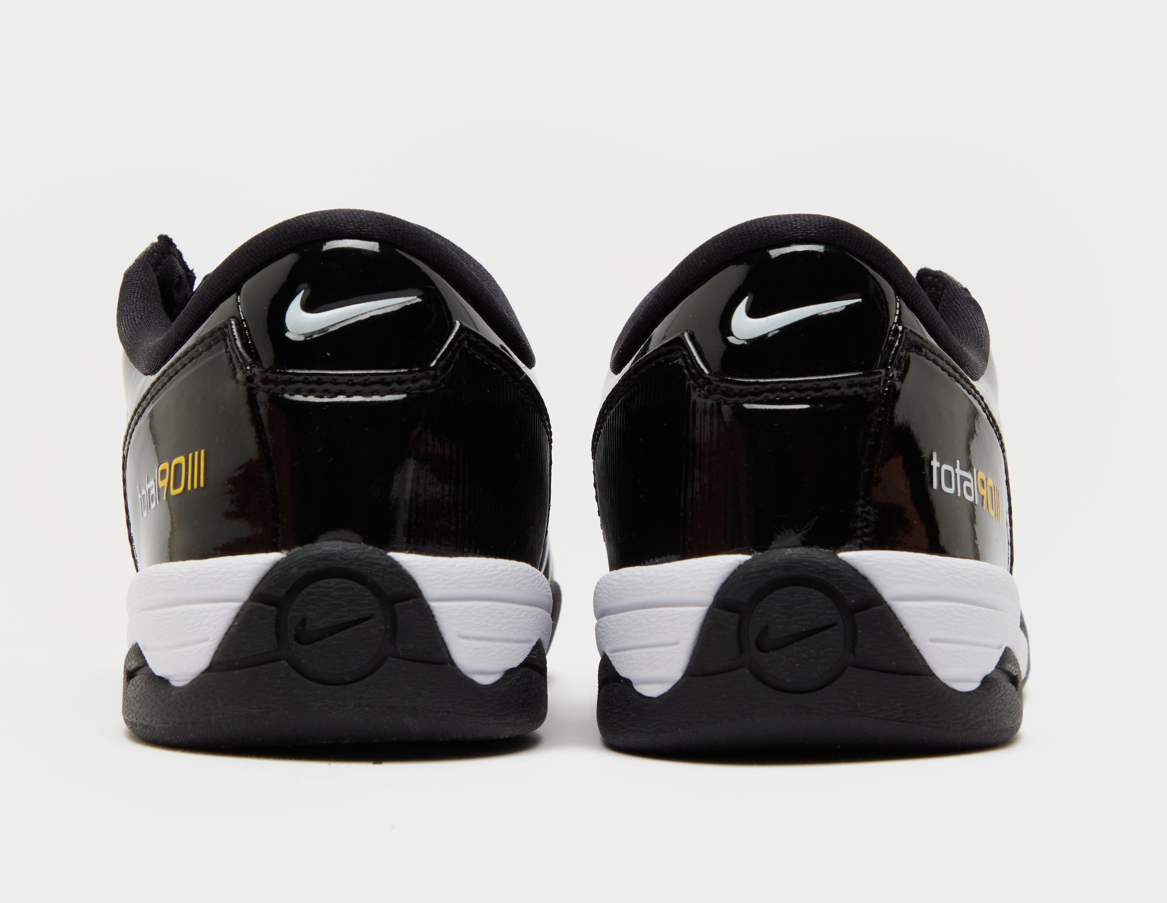 Nike Total 90 Women's