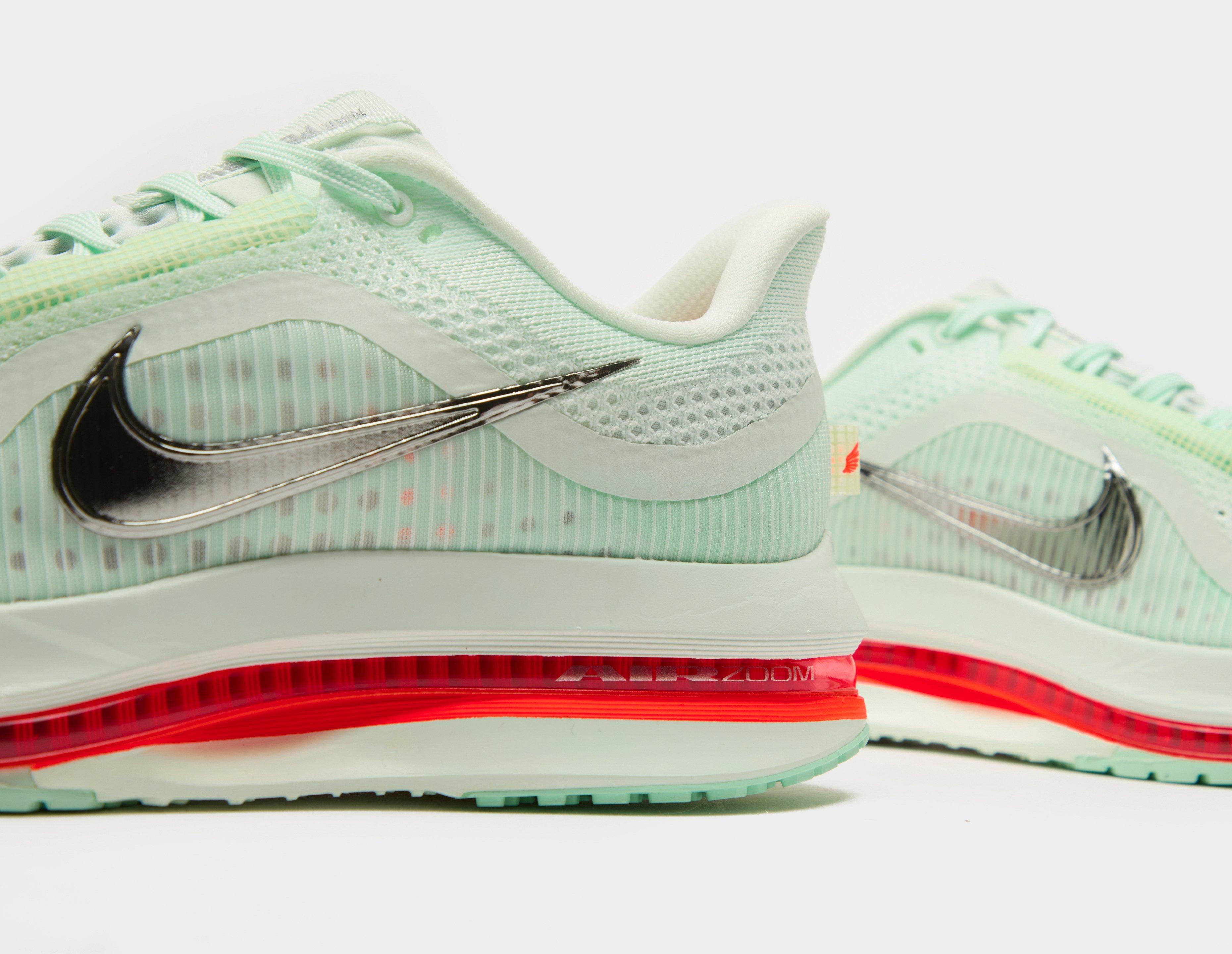 Nike Pegasus Premium