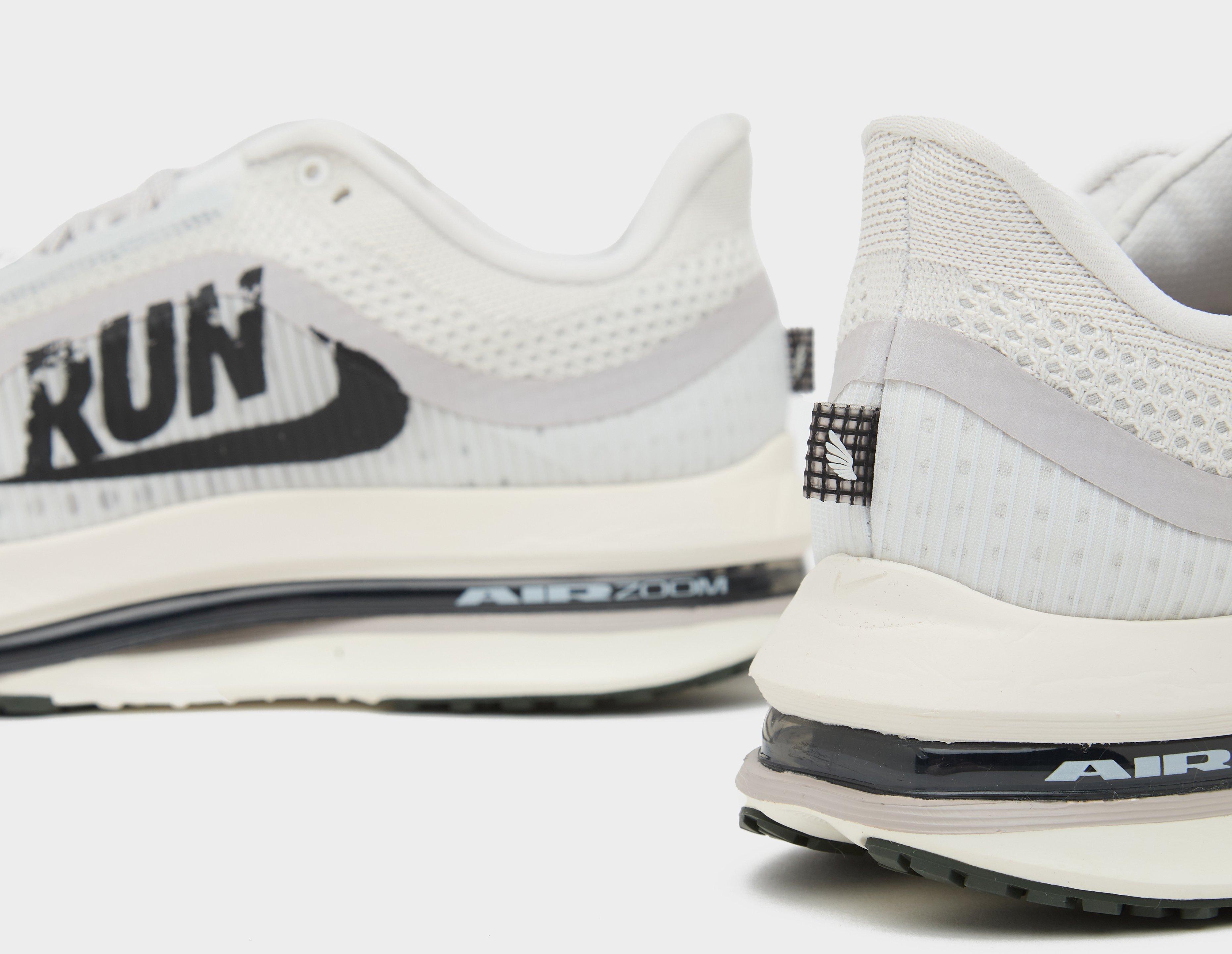 Nike Pegasus Premium