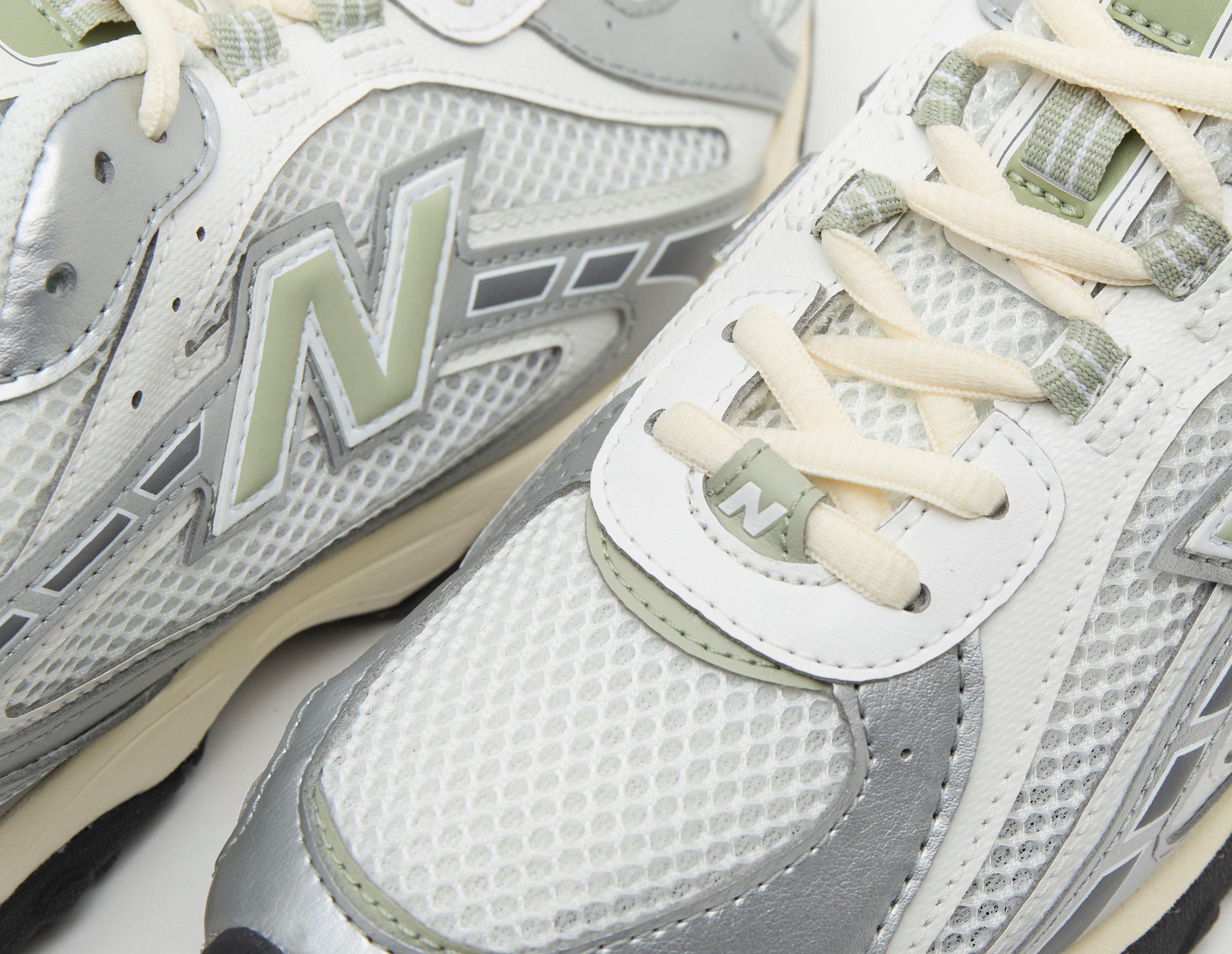New Balance 204L Women's