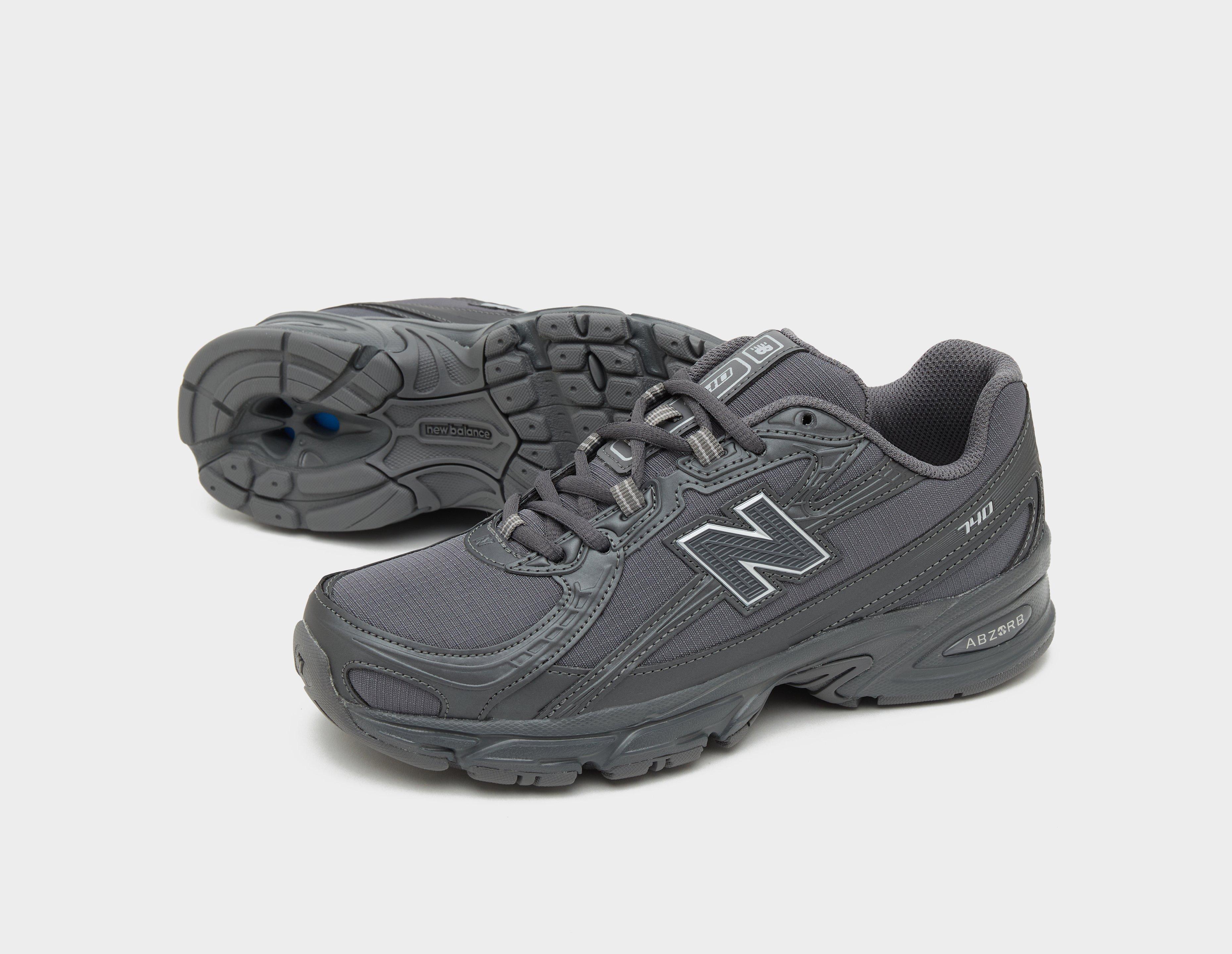 New Balance 740 Women's