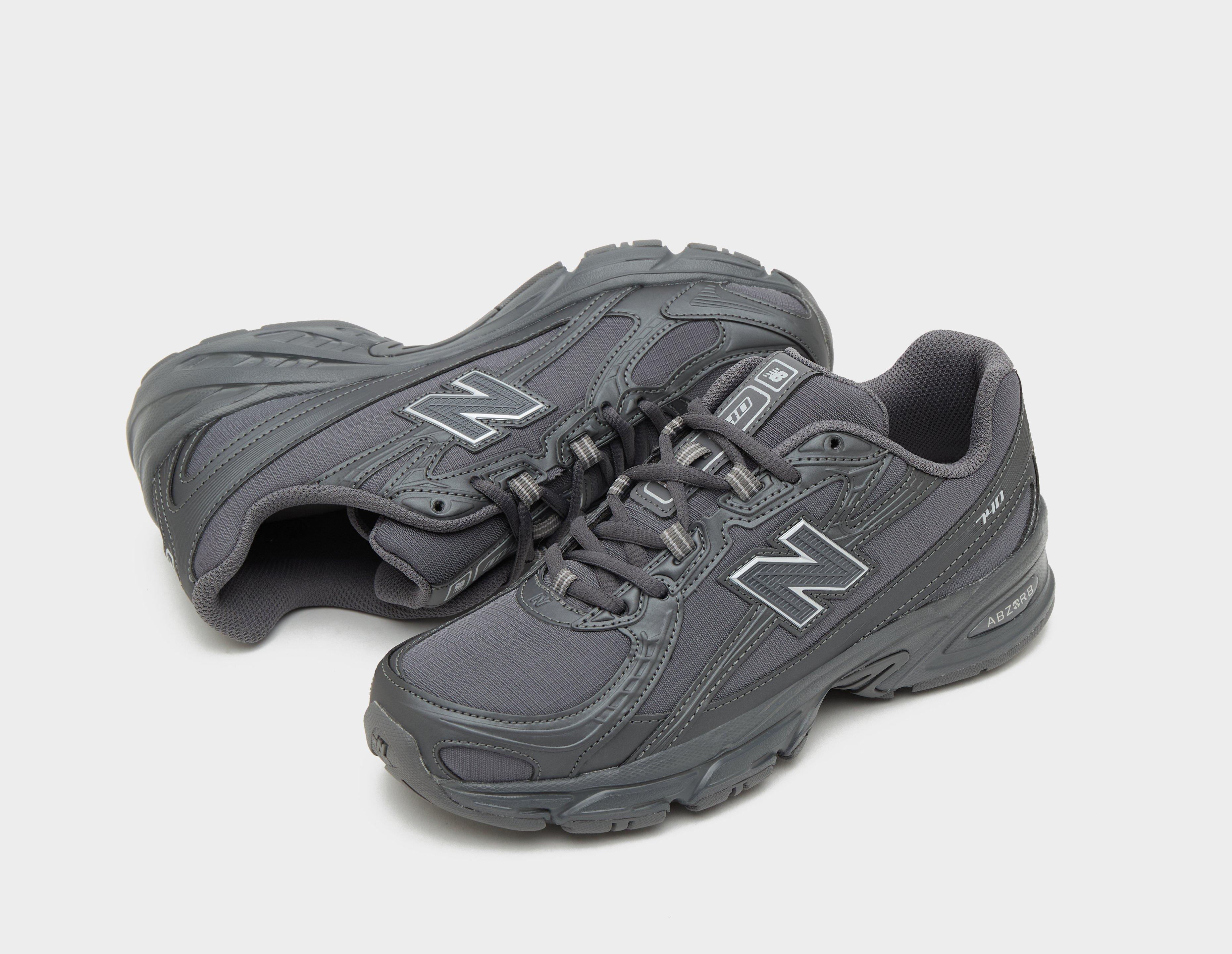 New Balance 740 Women's