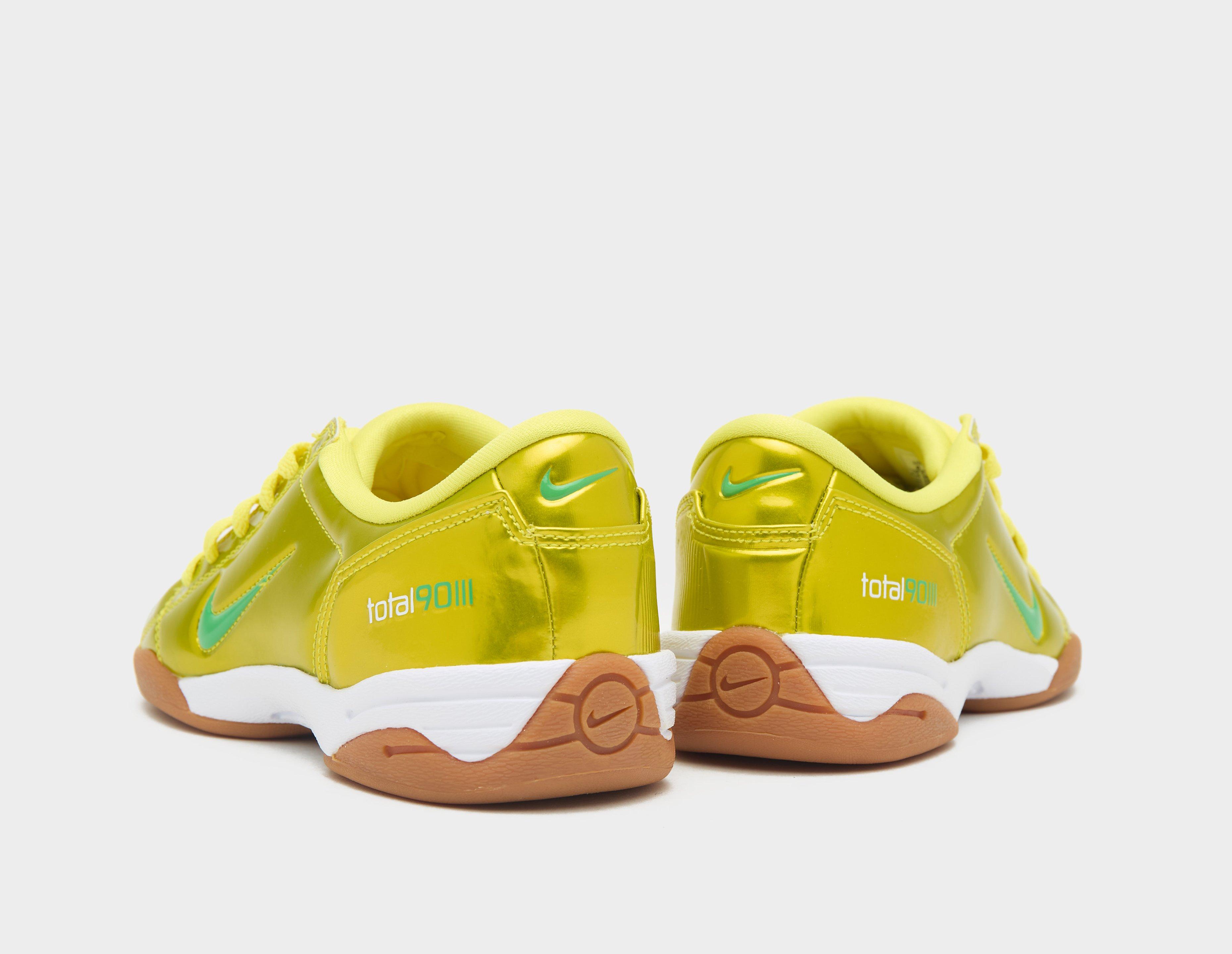 Nike Total 90 Women's