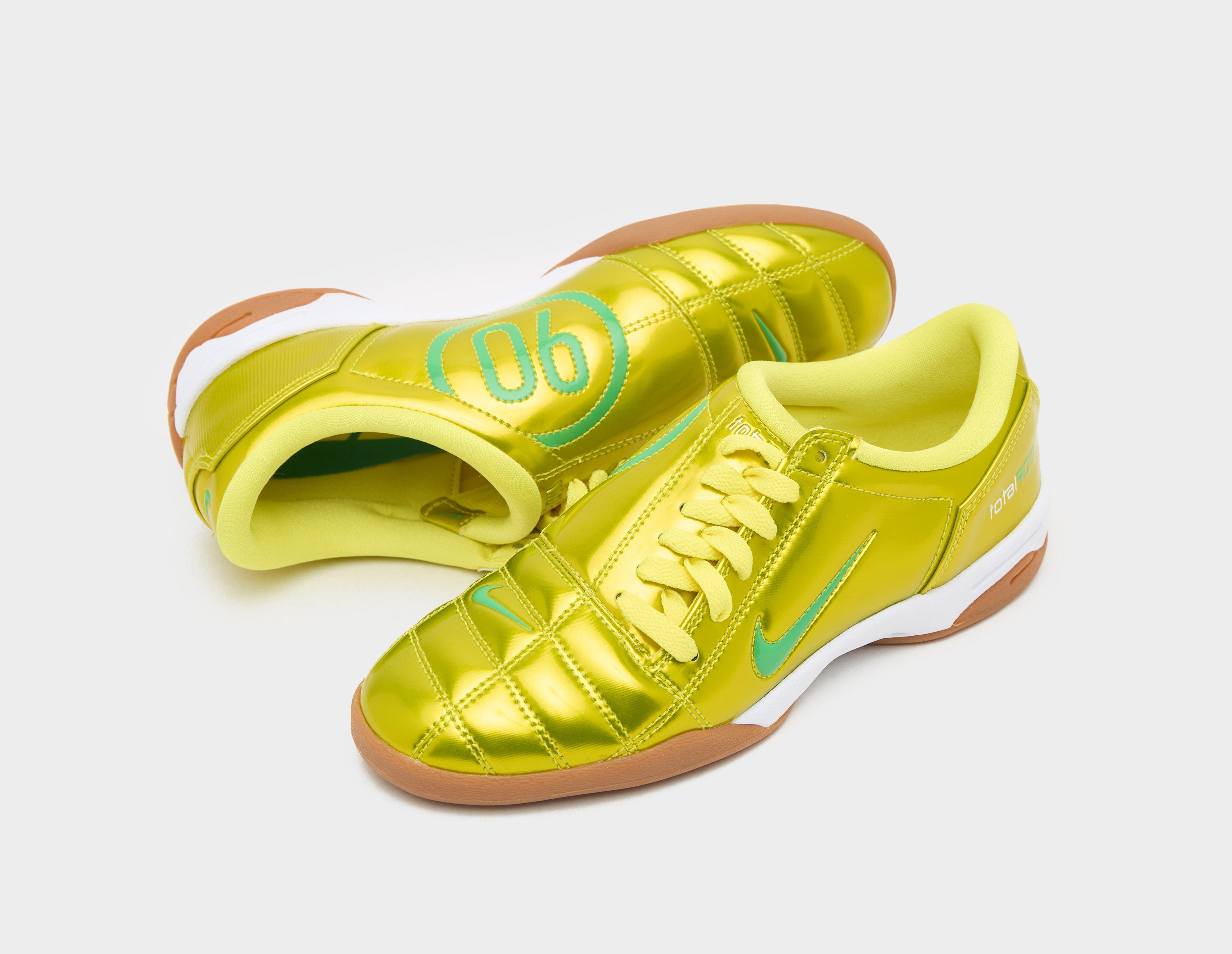 Nike Total 90 Women's