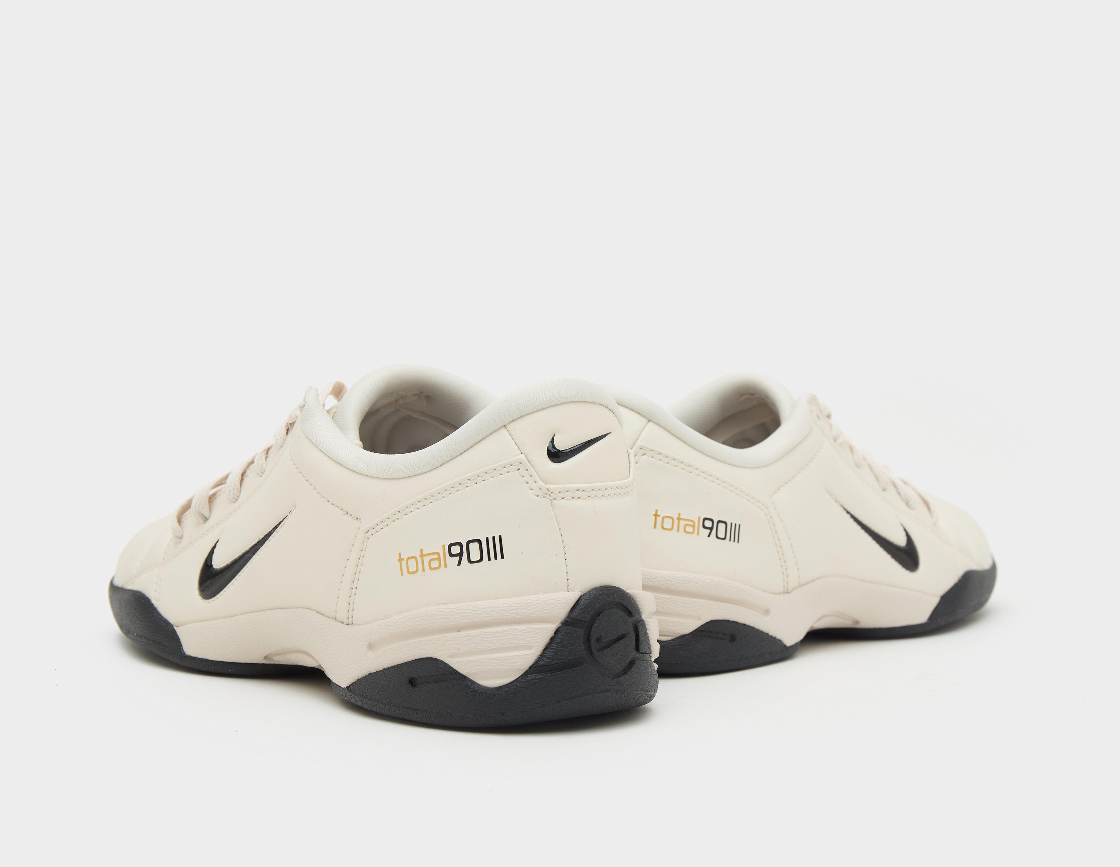 Nike Total 90