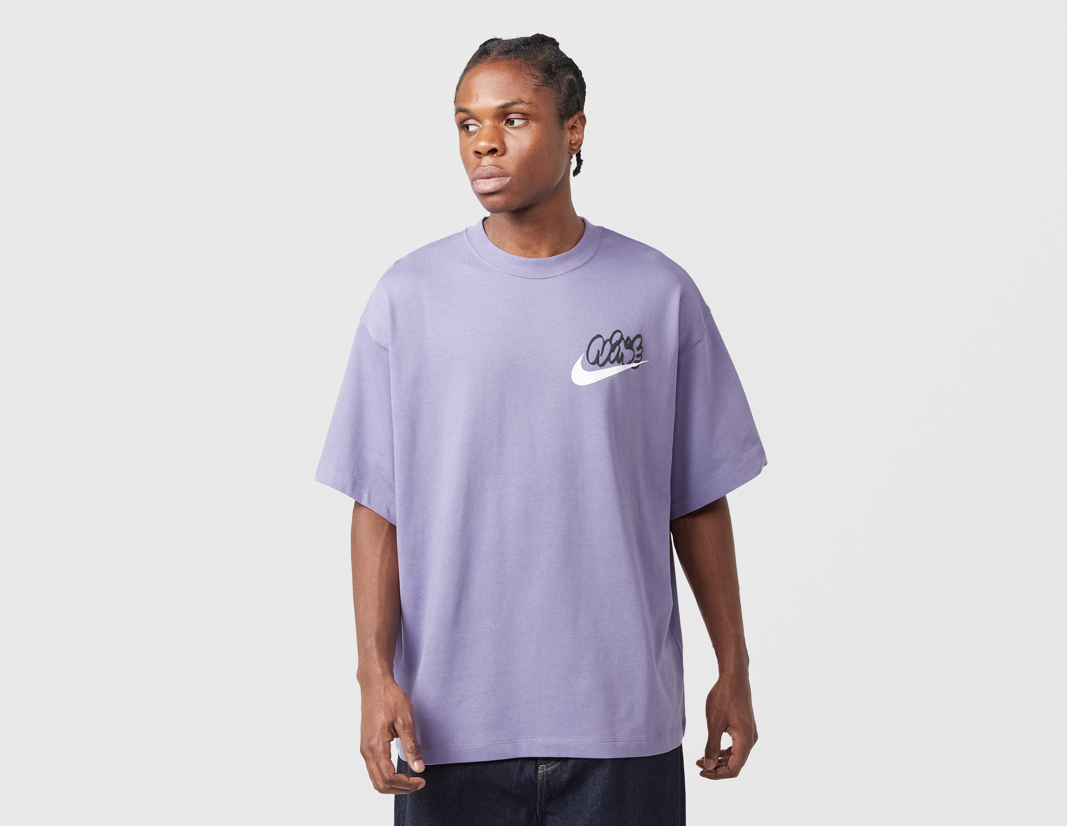 Nike Solo Swoosh Graphic T-Shirt