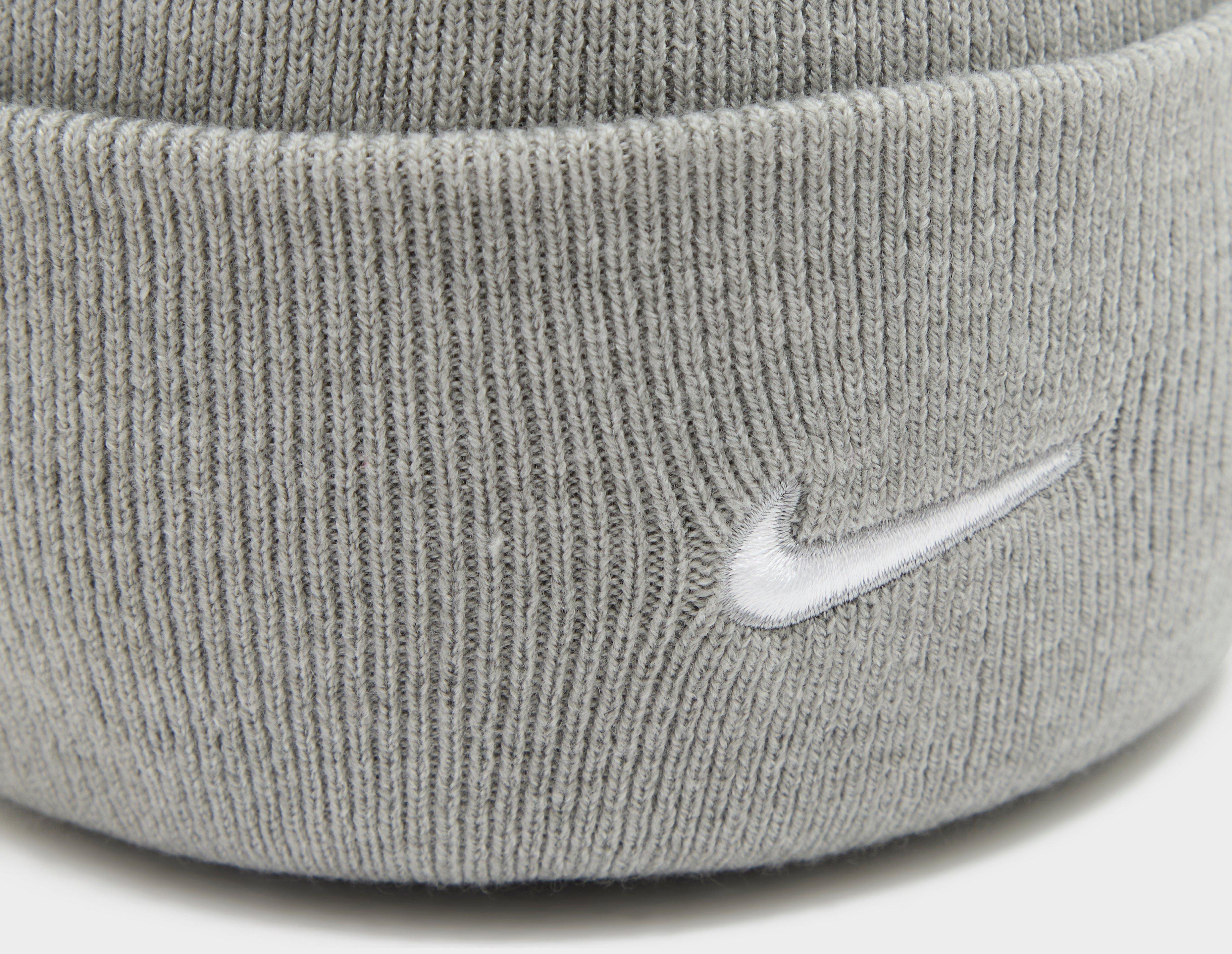 Nike Peak Swoosh Beanie