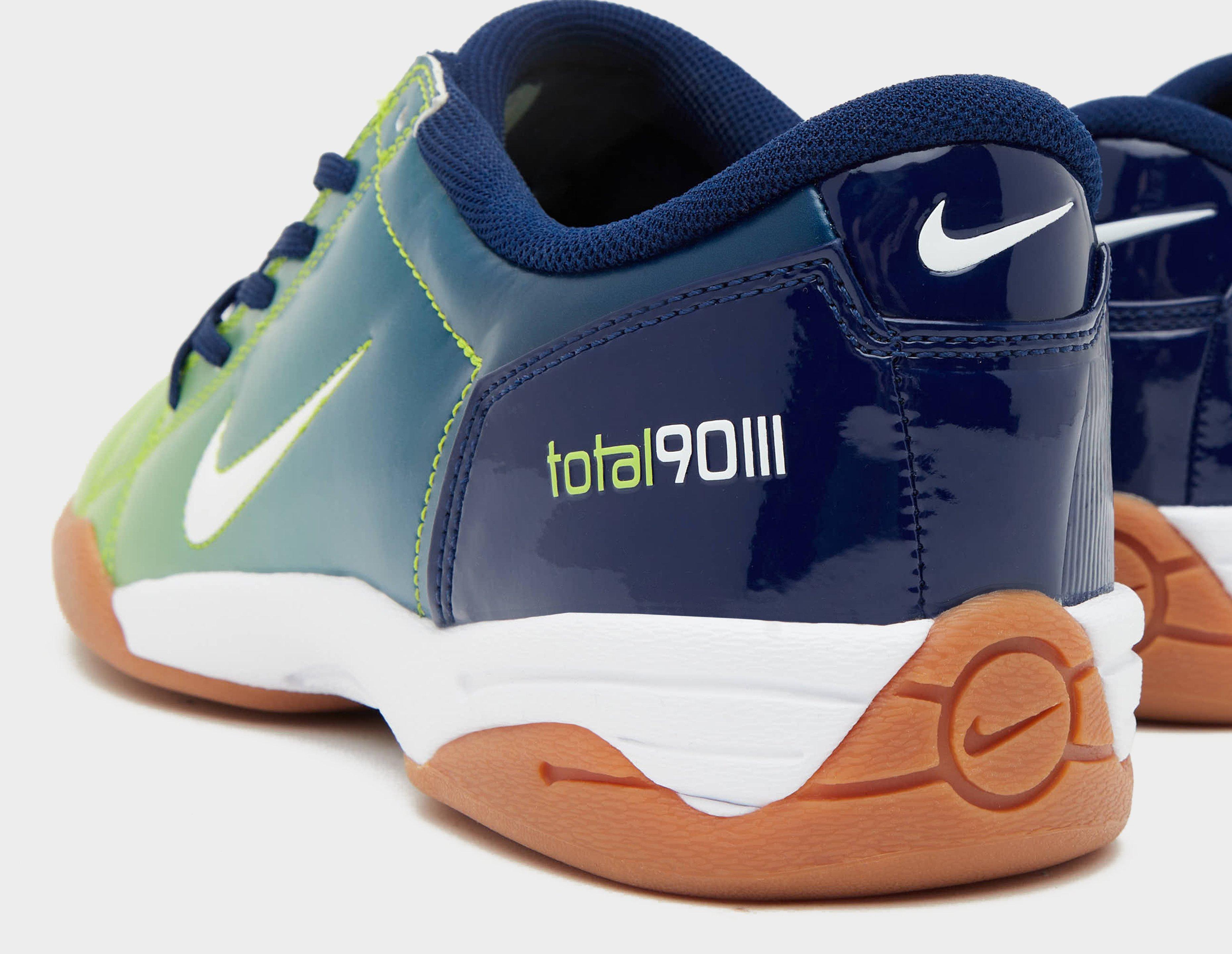 Nike Total 90