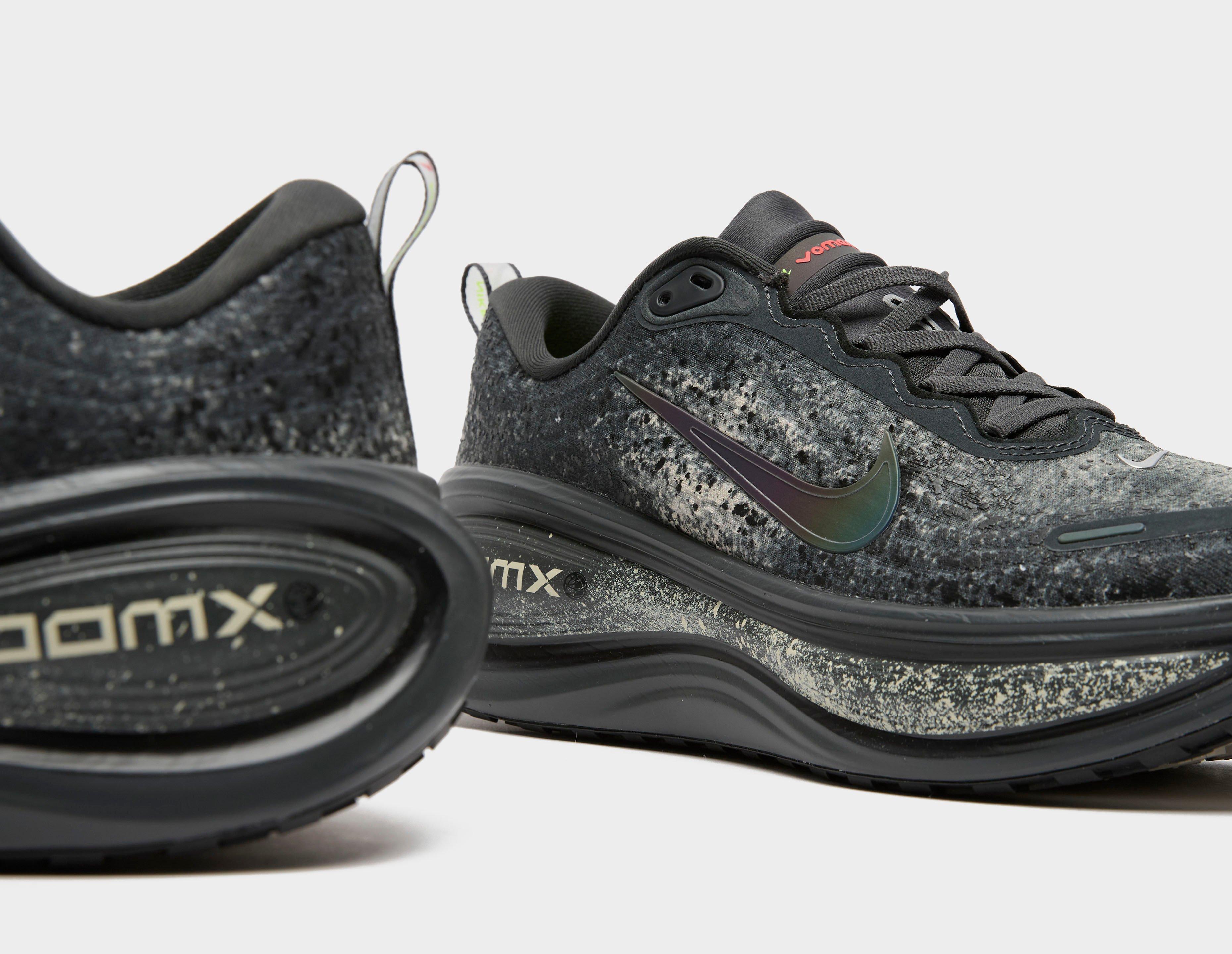 Nike Vomero Plus NA22