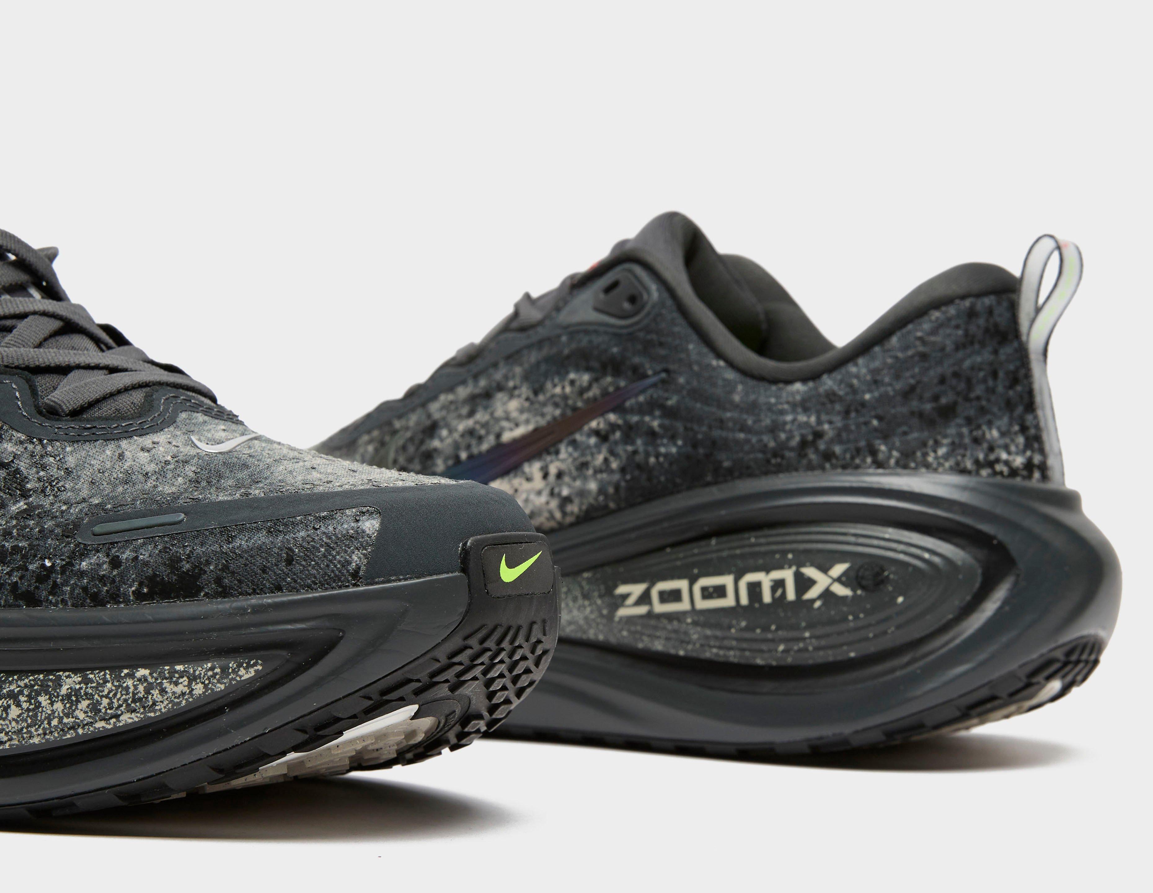 Nike Vomero Plus NA22