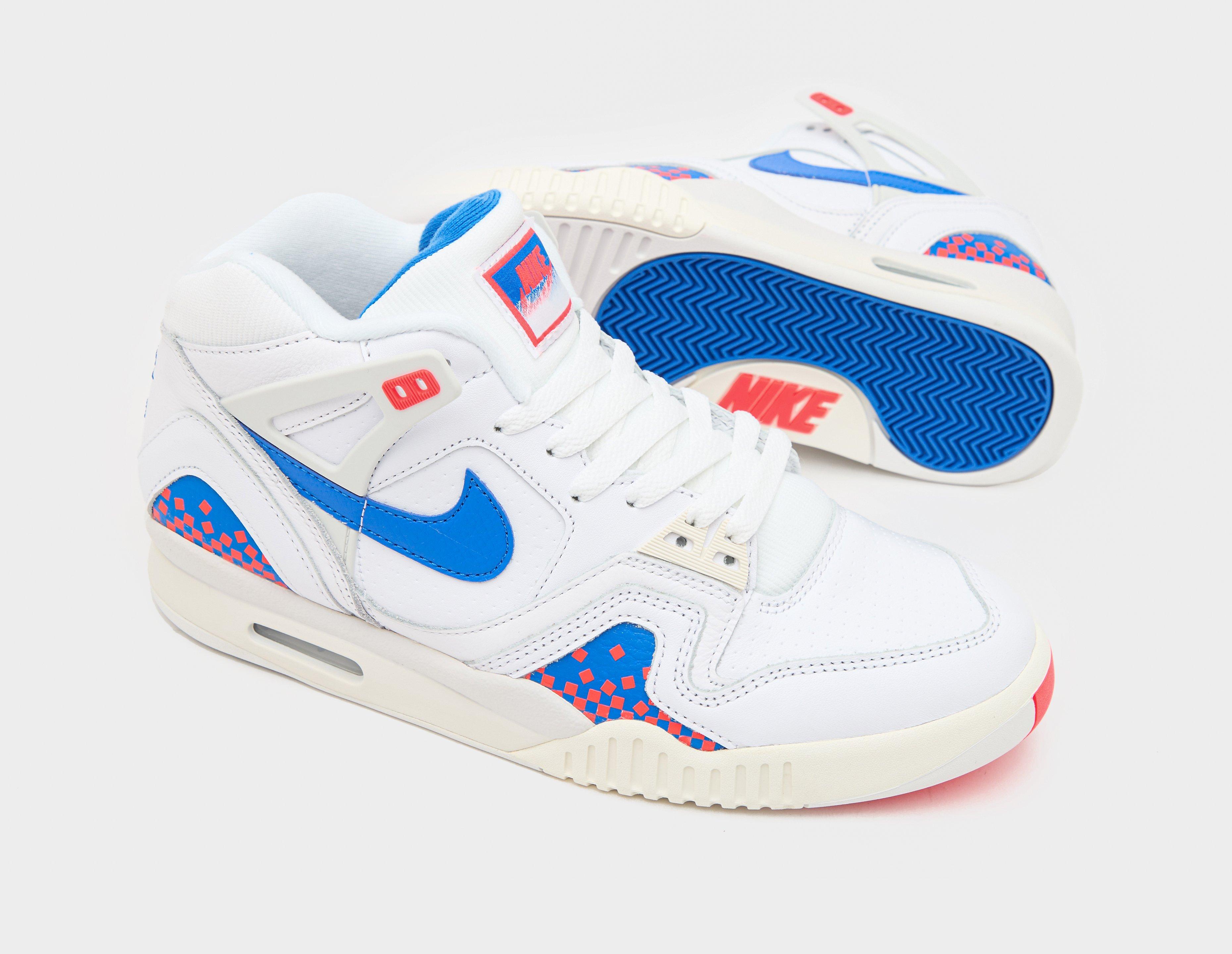 Nike Air Tech Challenge 2