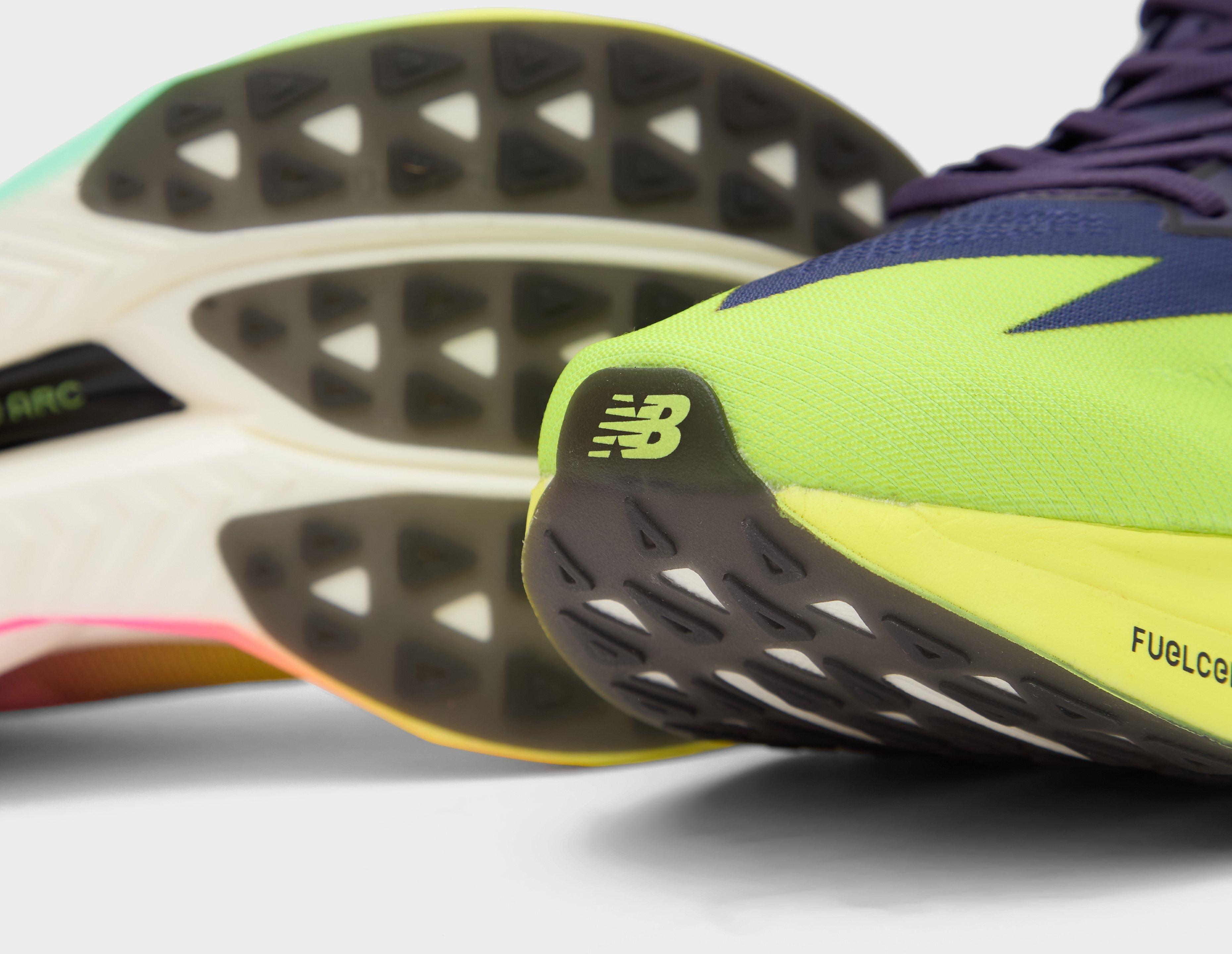 New Balance FuelCell SuperComp Elite v5