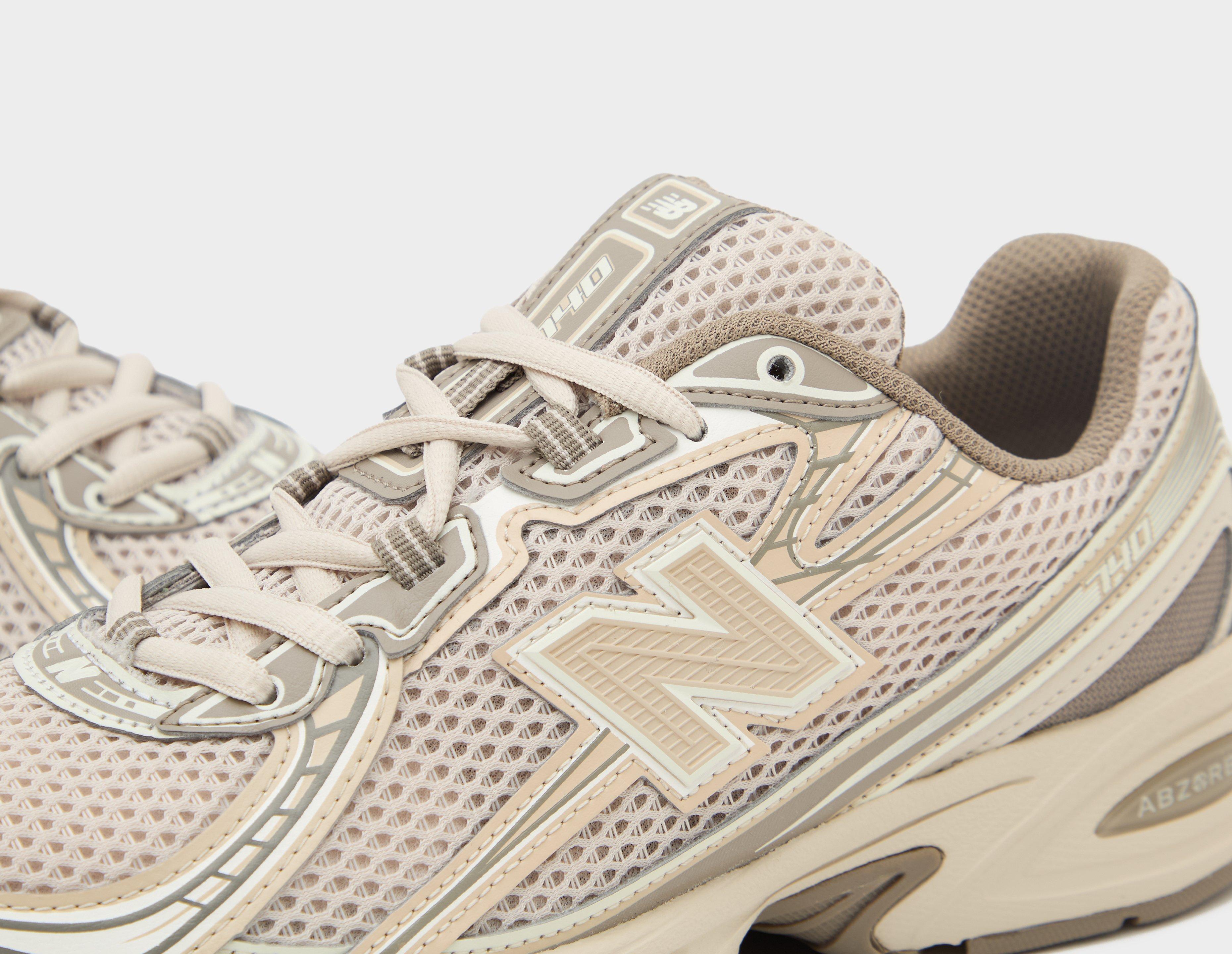 New Balance 740 Women's