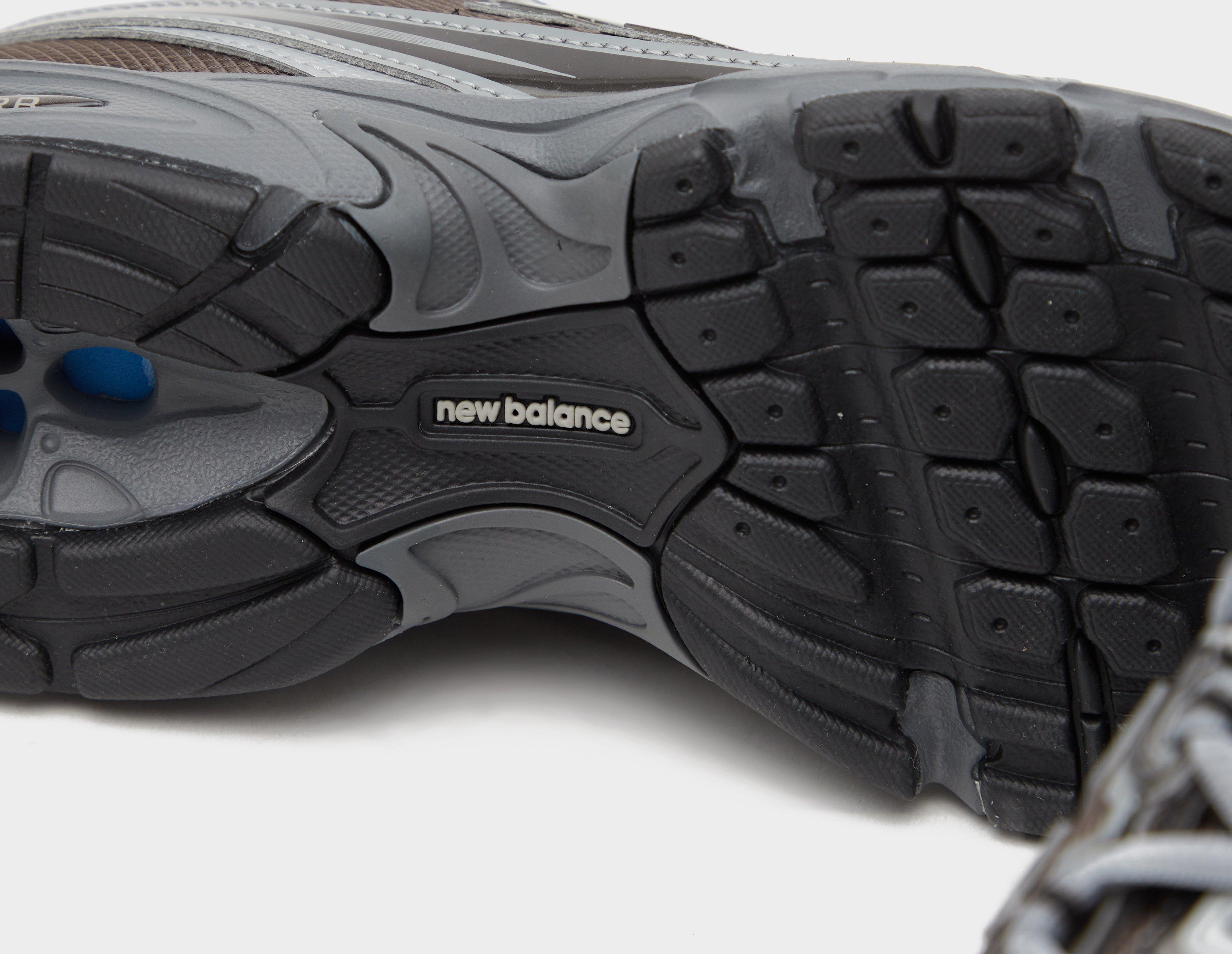 New Balance 740 Women's