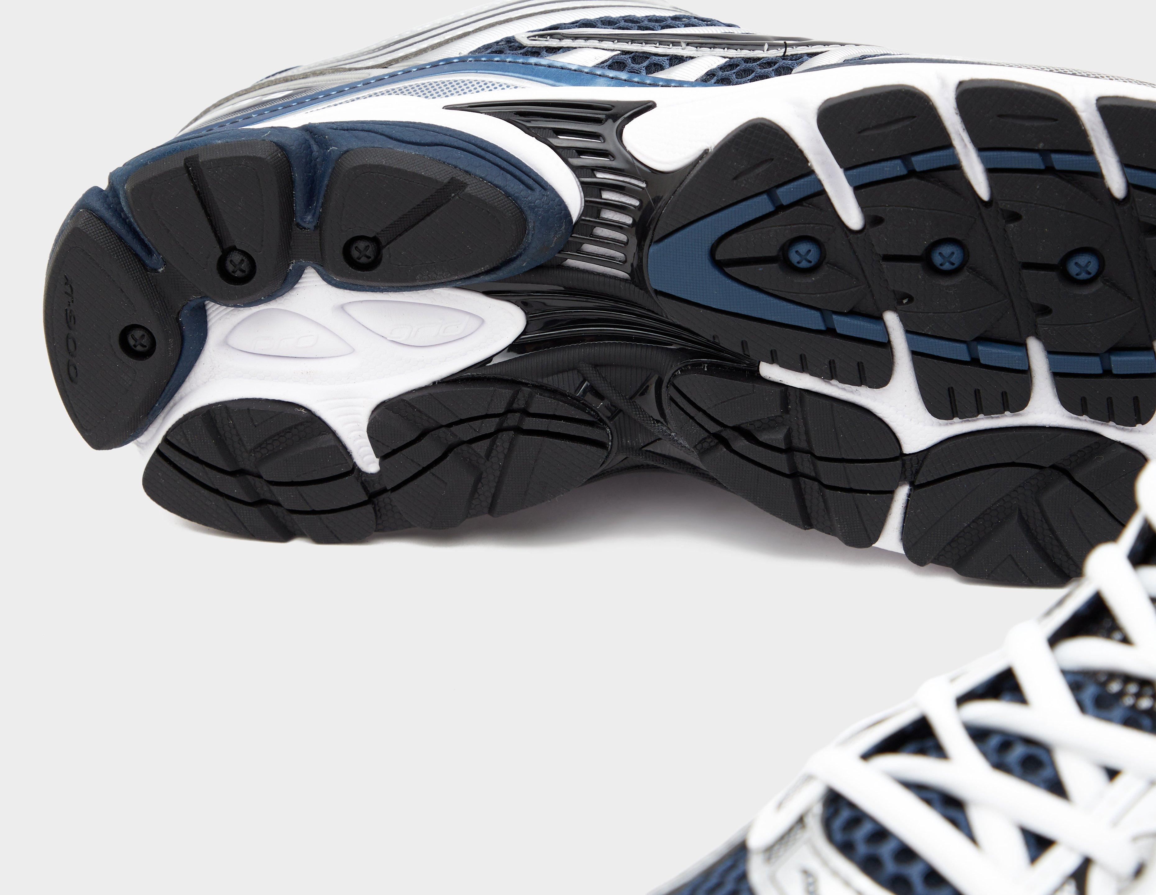 Saucony ProGrid Omni 9