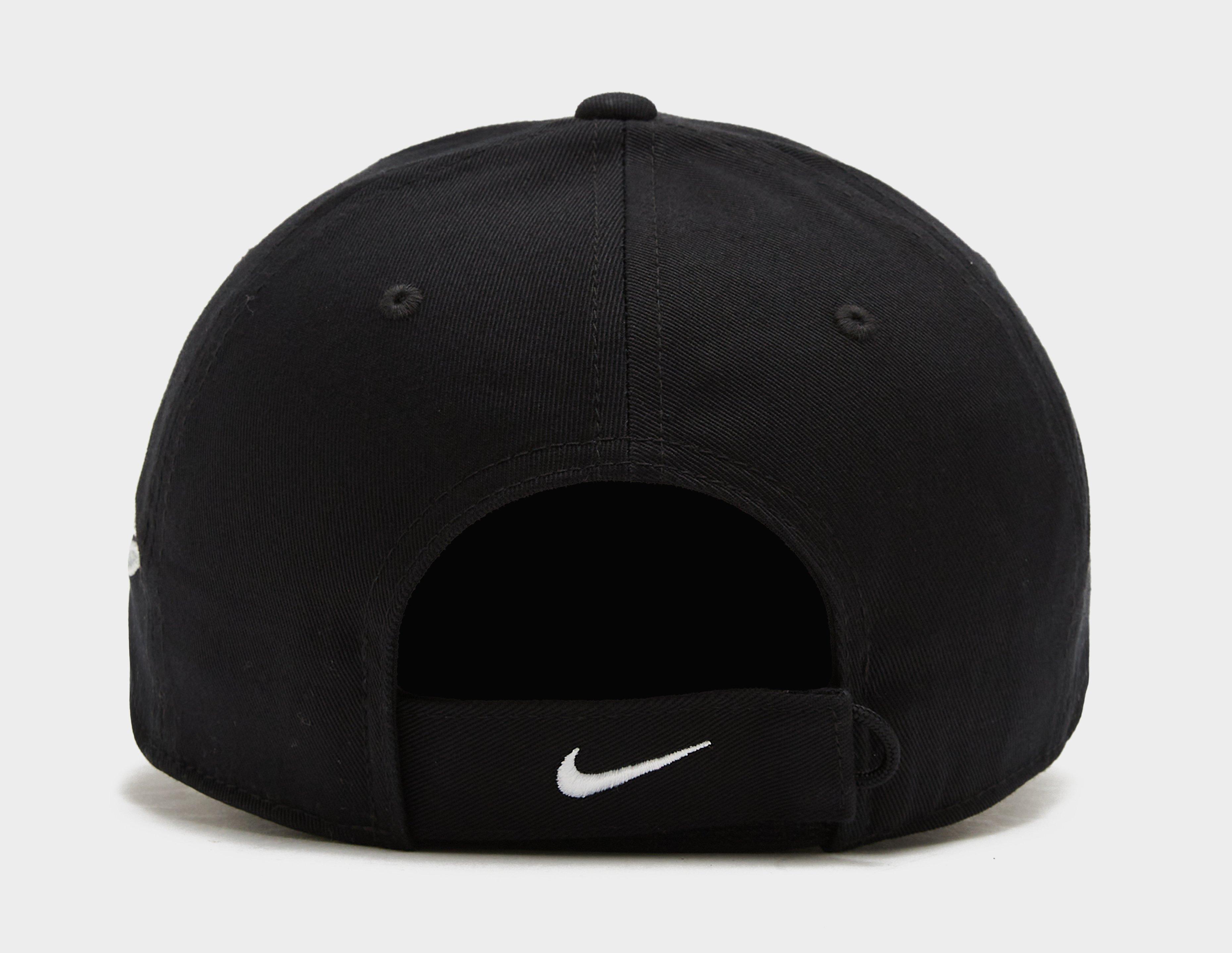 Nike Club Structured OG Flame Cap
