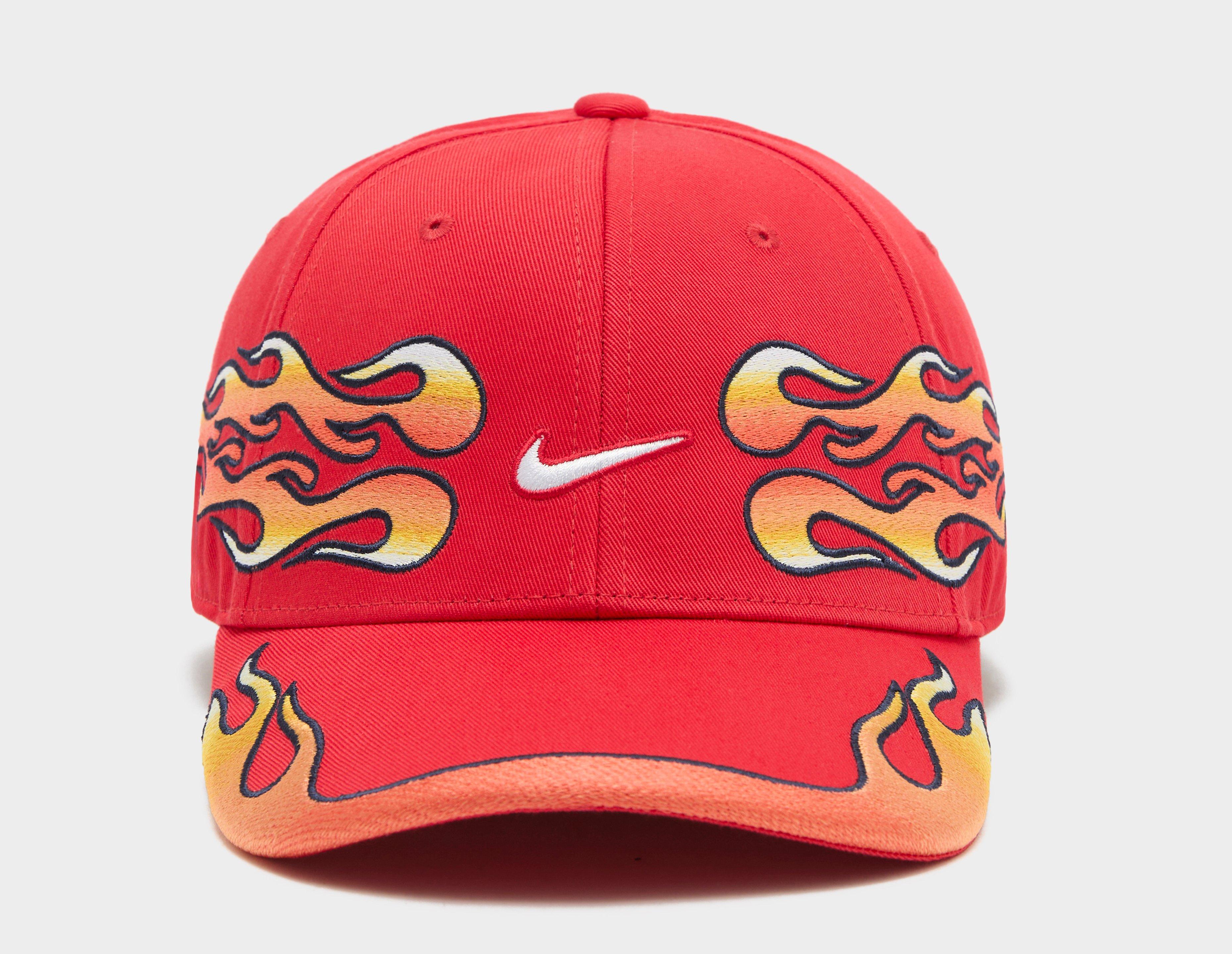 Nike Club Structured OG Flame Cap