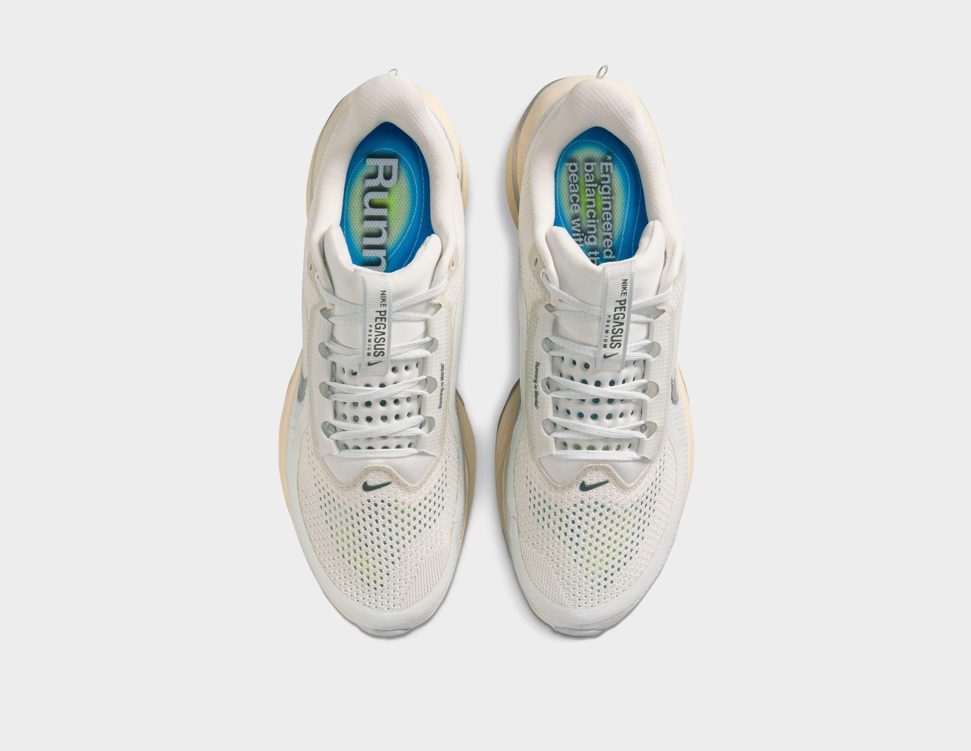 Nike Pegasus Premium