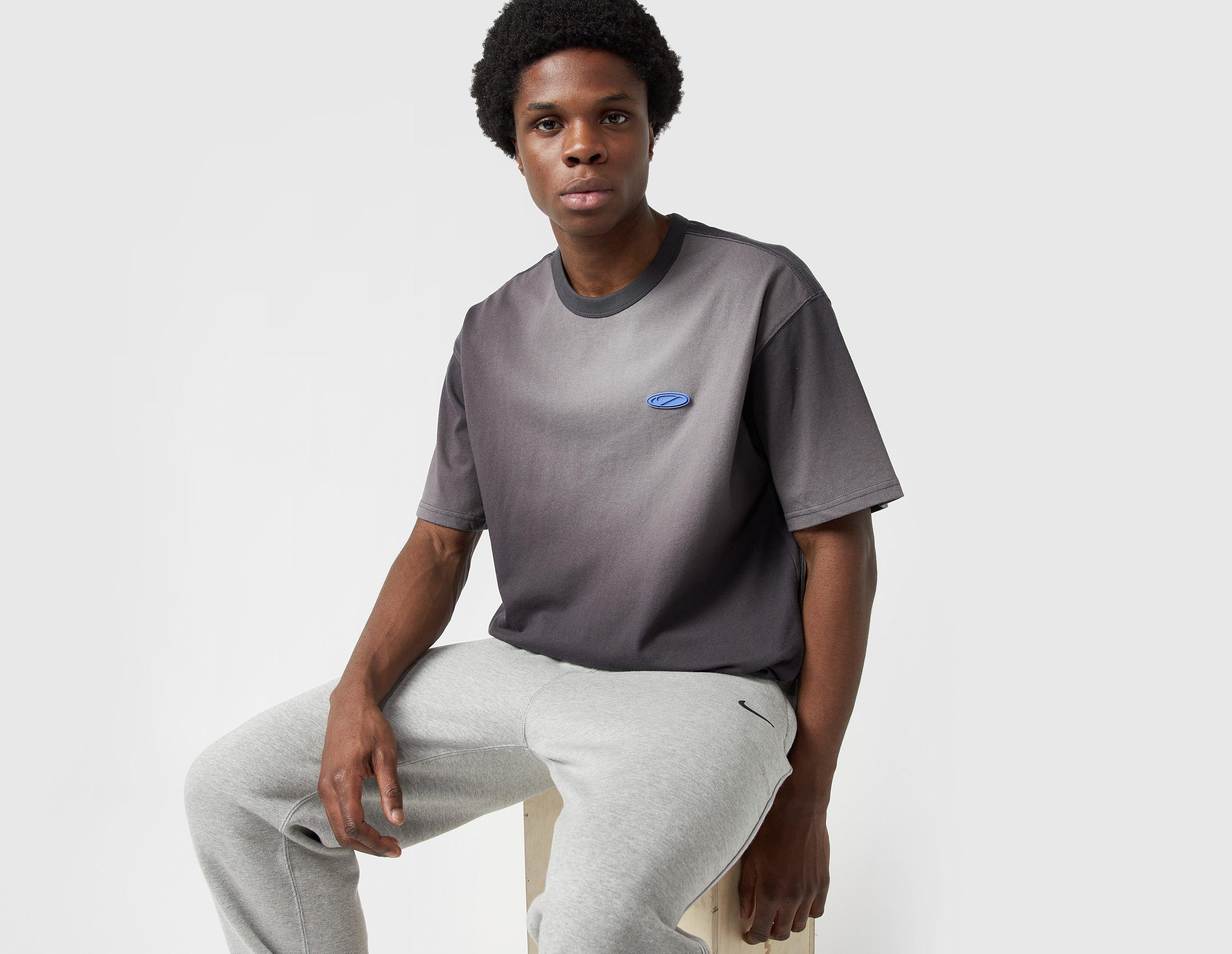 Nike Swoosh Badge T-Shirt