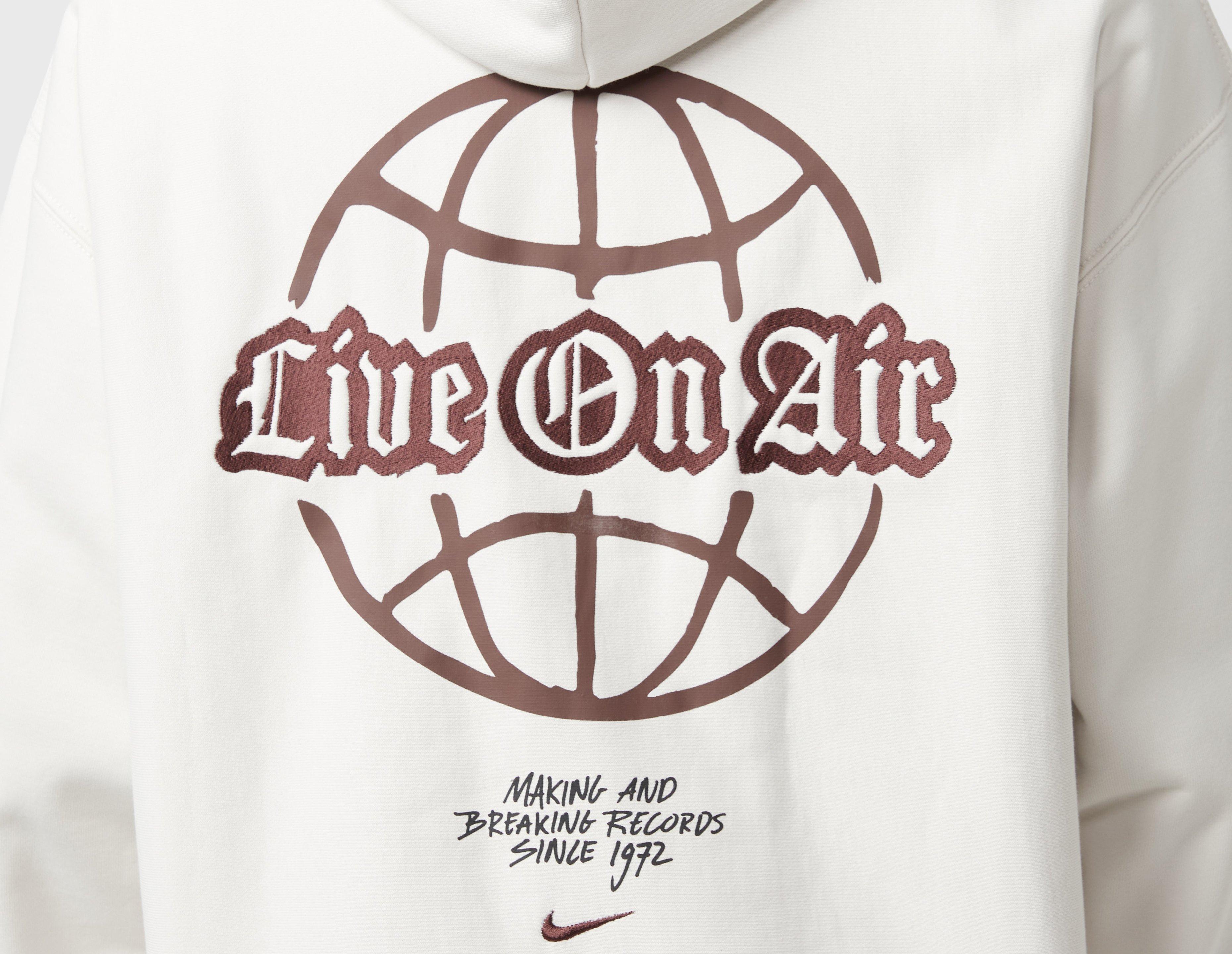 Nike Solo Swoosh Graphic Hoodie