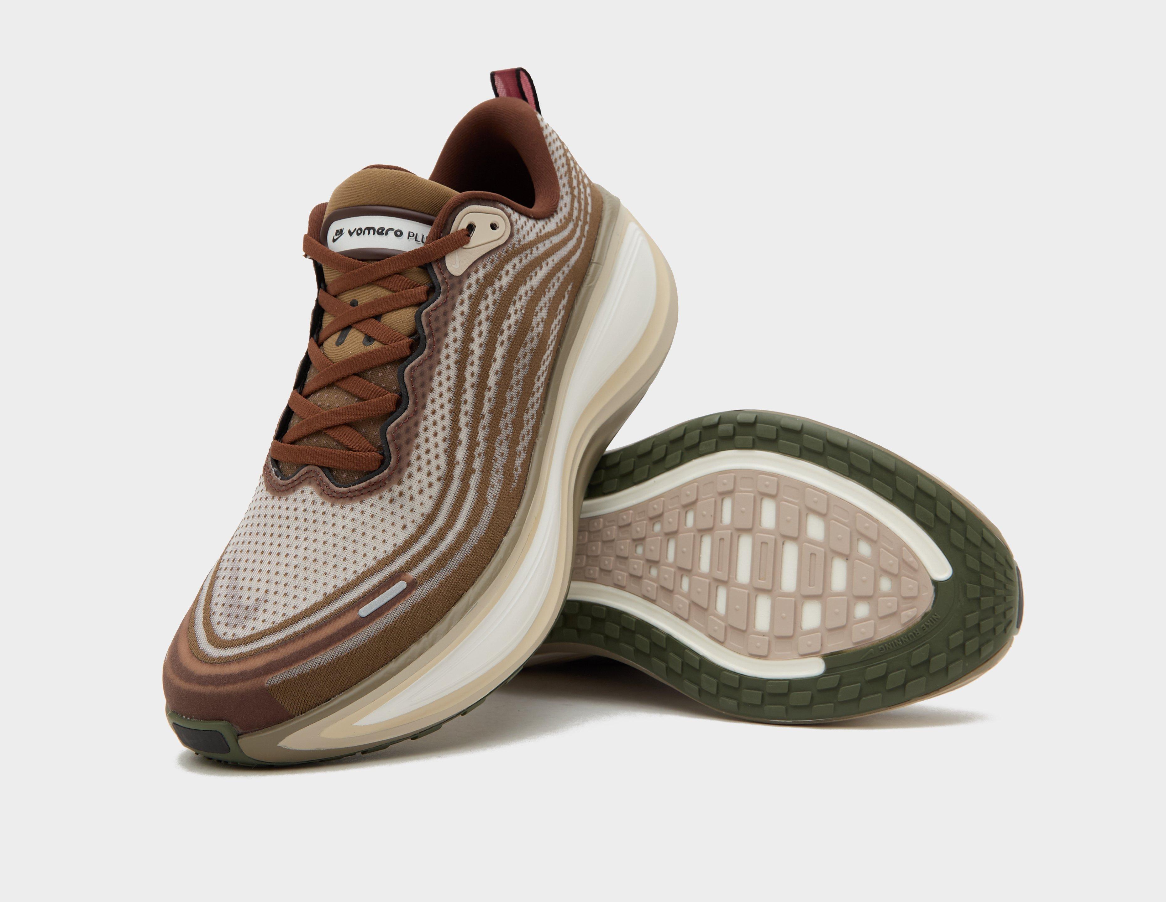 Nike Vomero Plus