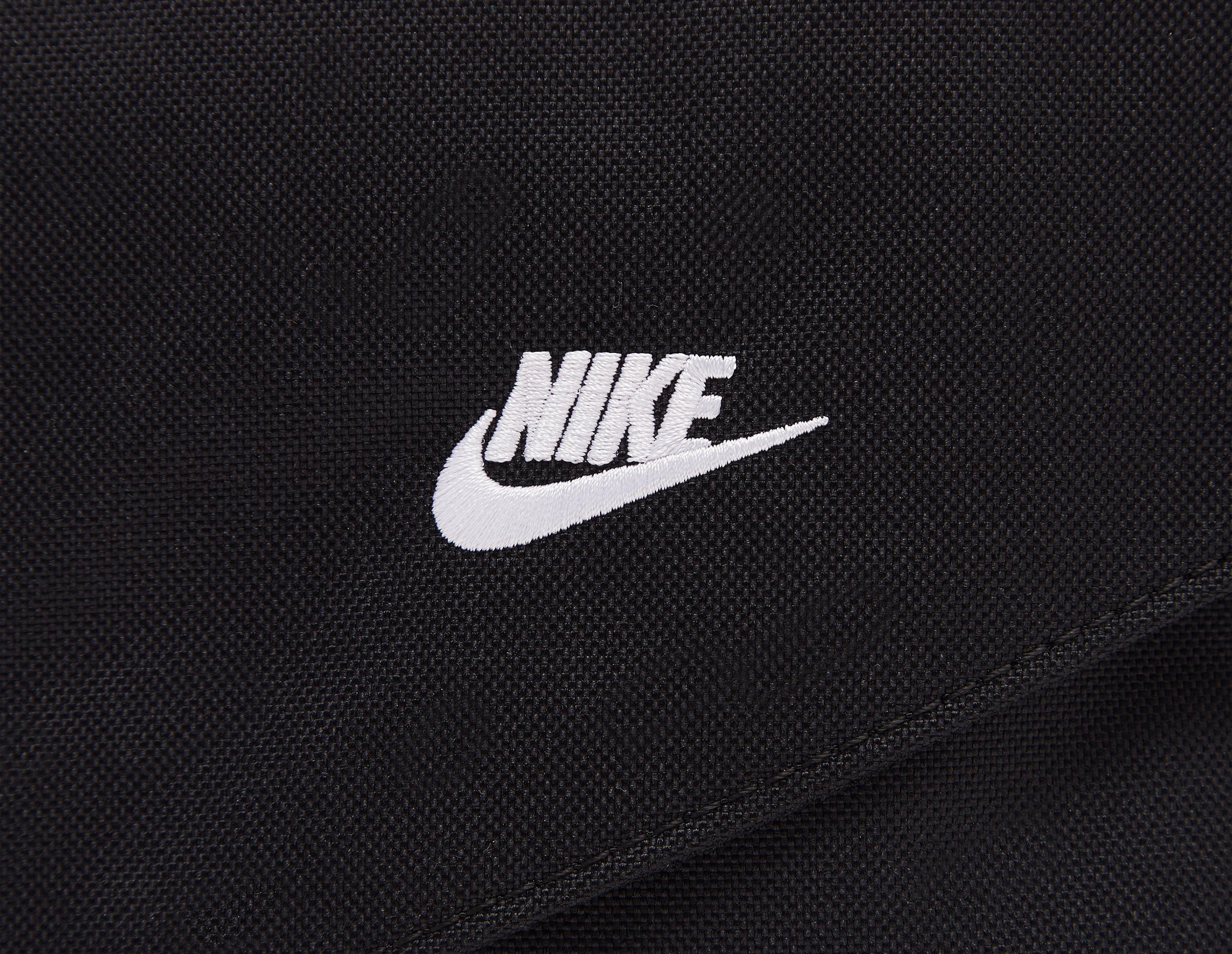 Nike Heritage Cross Body Bag