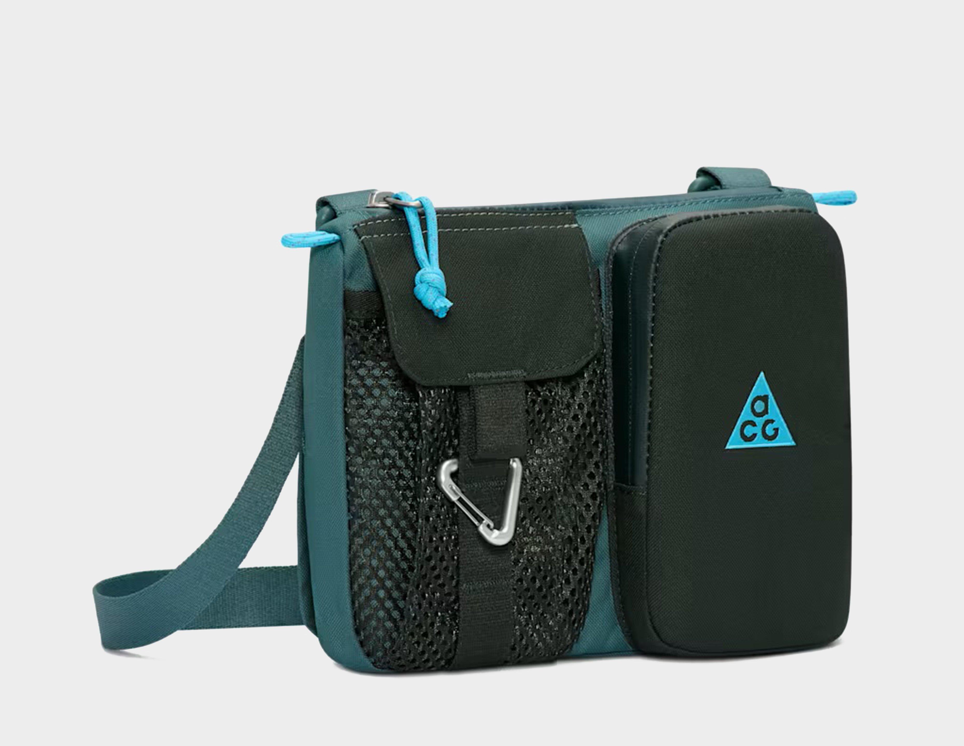 Nike ACG 'DAYMAX' Cross-Body Bag